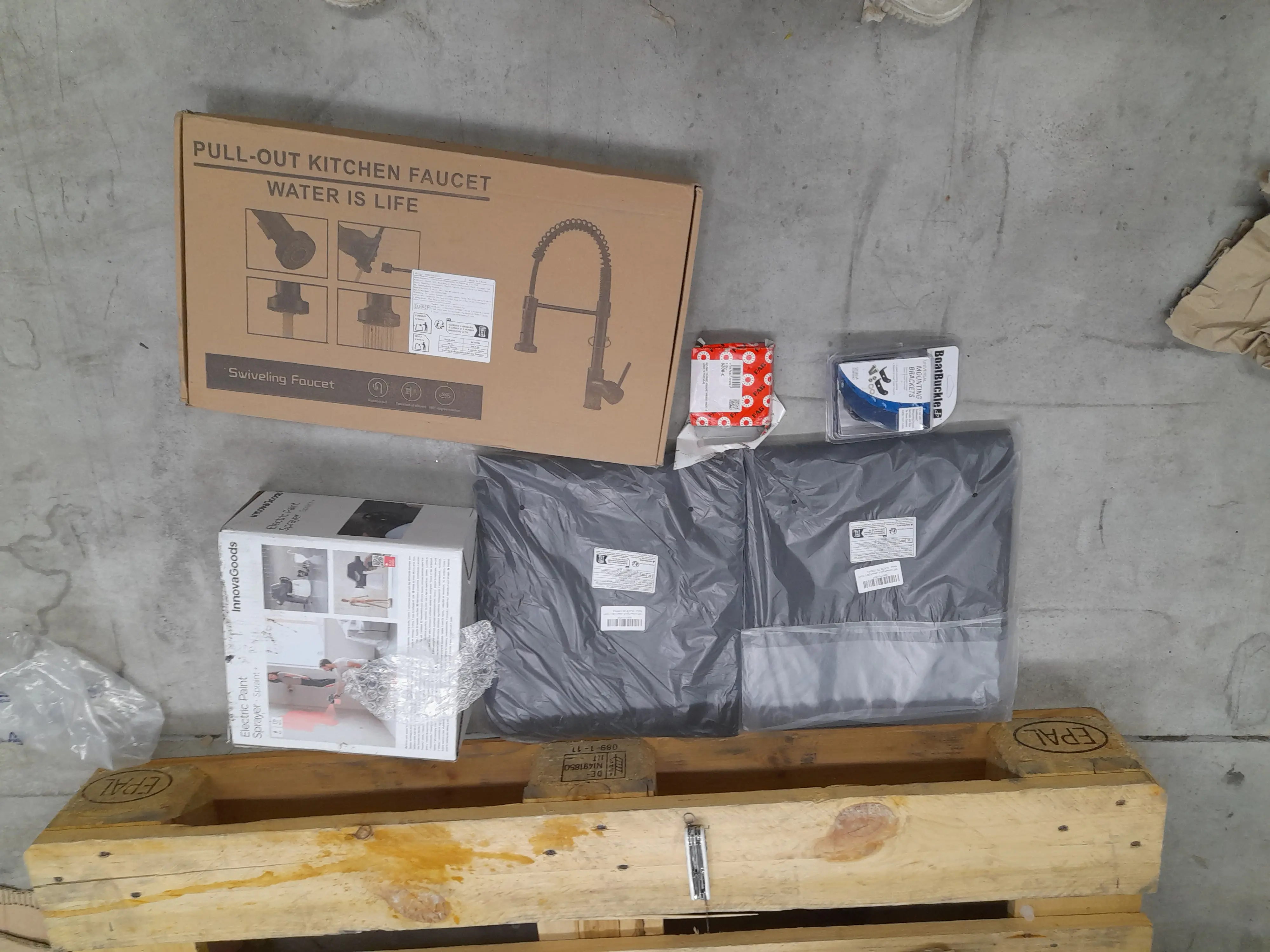 Küchenarmatur, Duschsitz von InnovaGoods und mehr