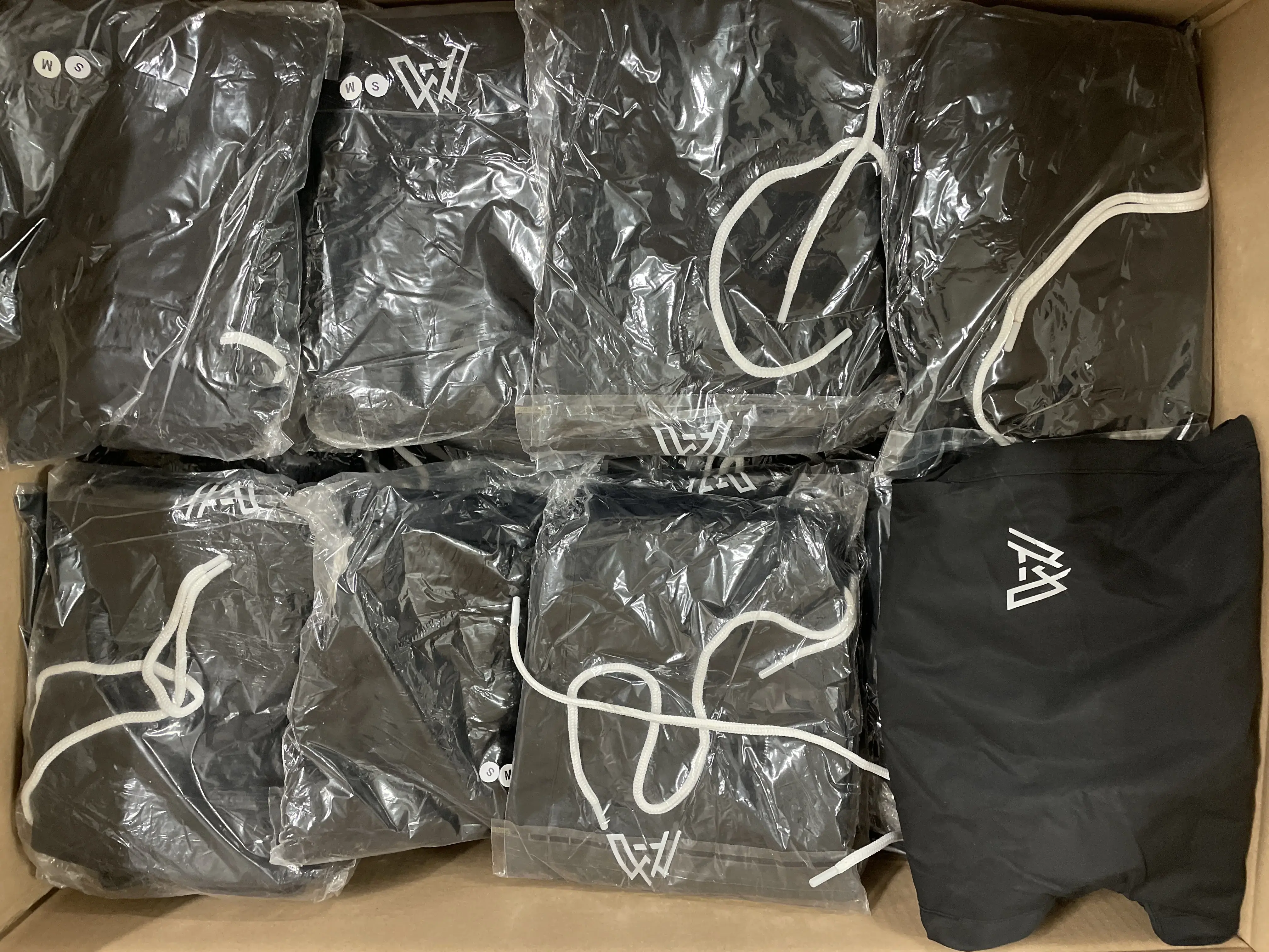 48x Hoodies
