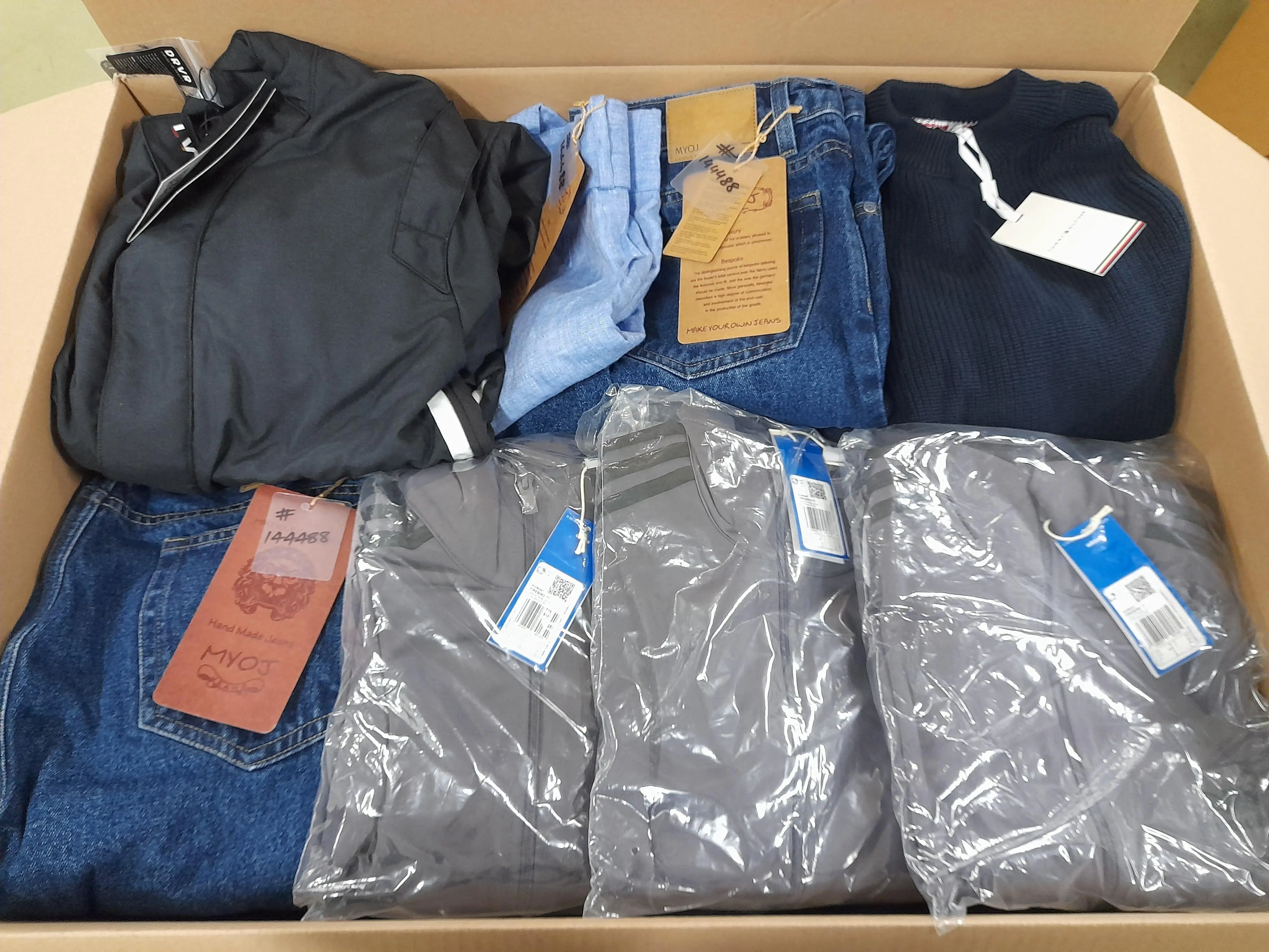 8x (Jeans, Jackets, Sweater and more)