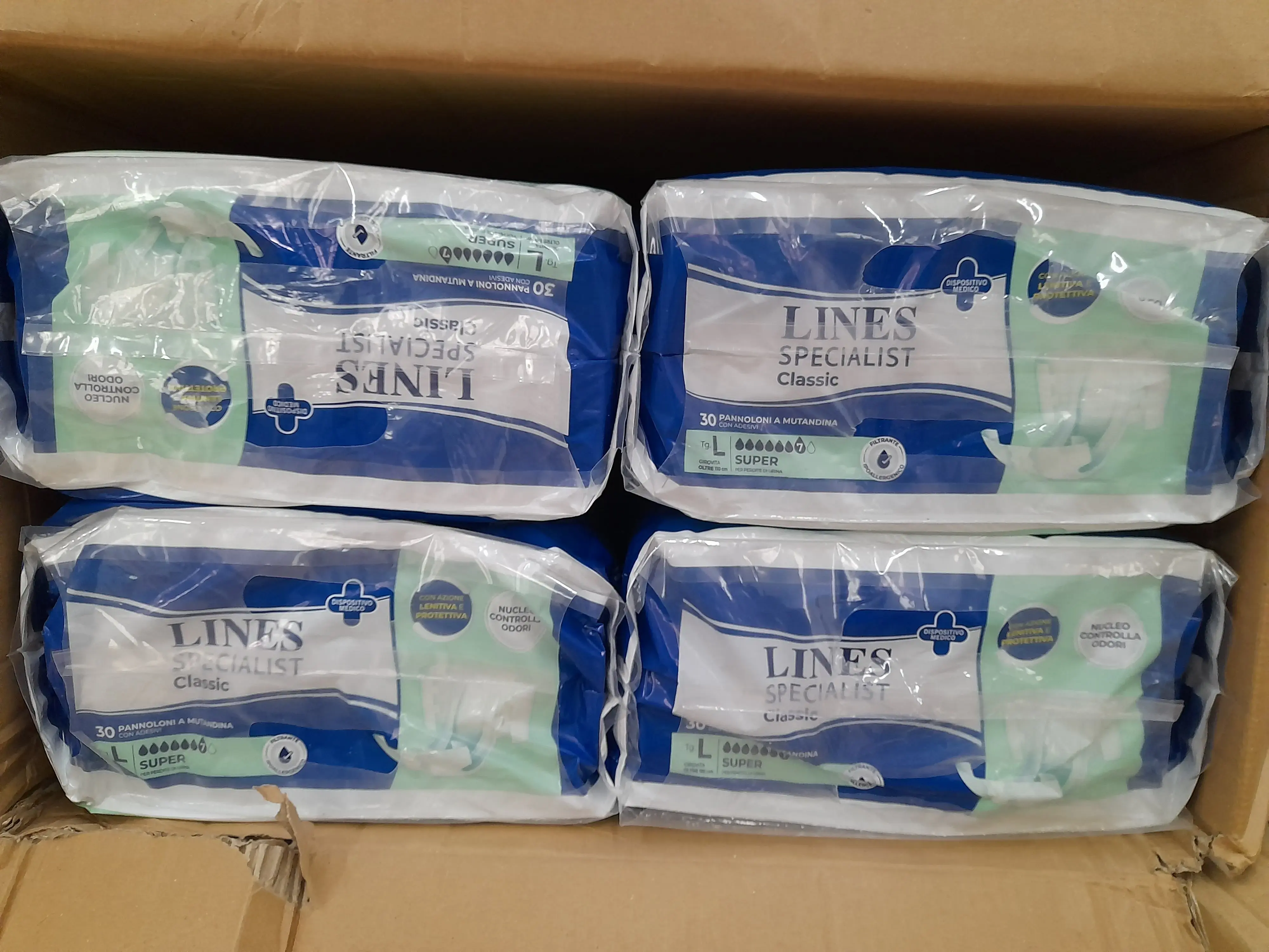 4x Lines Specialist Diapers