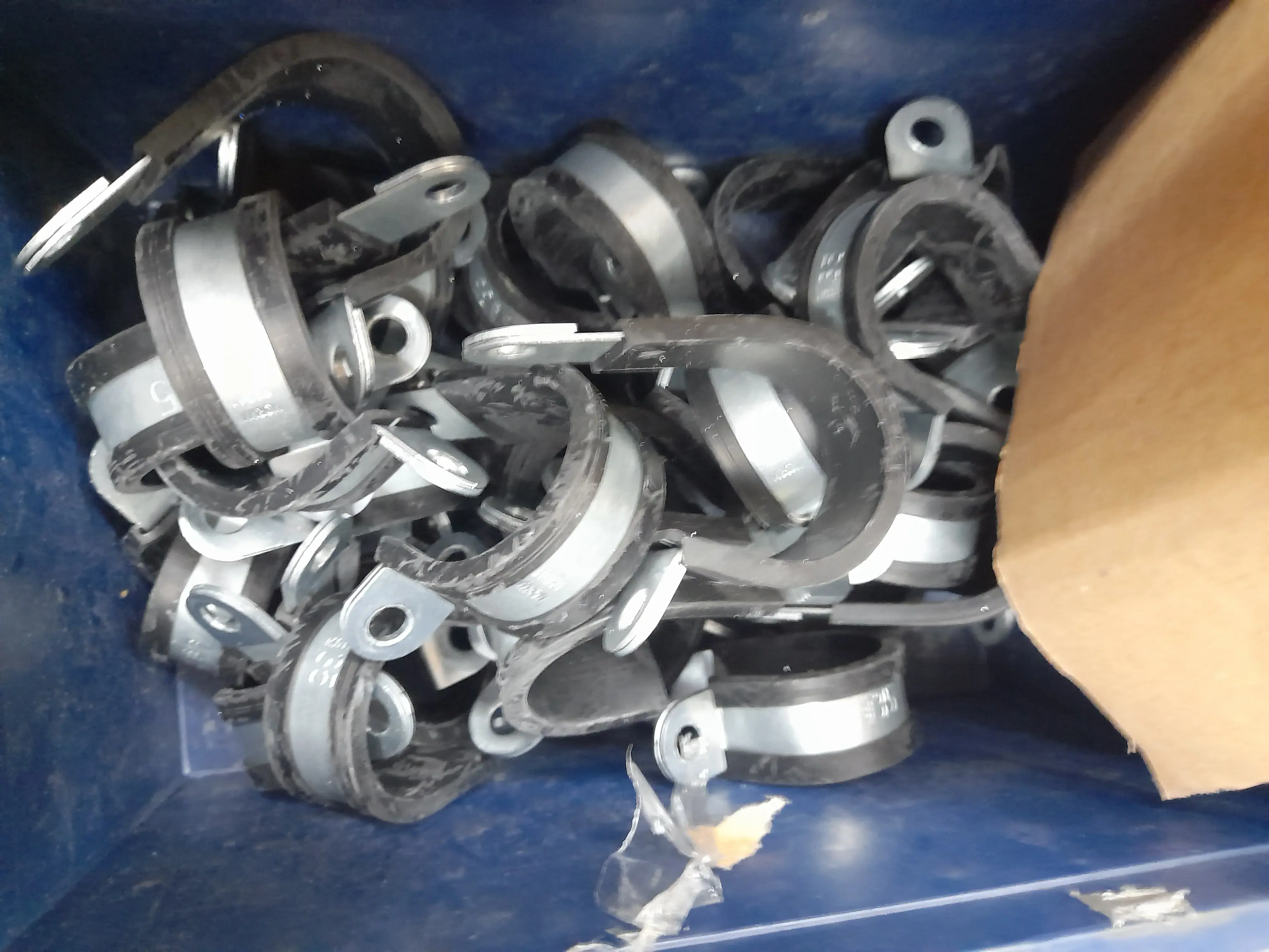Metal Clamps With Rubber