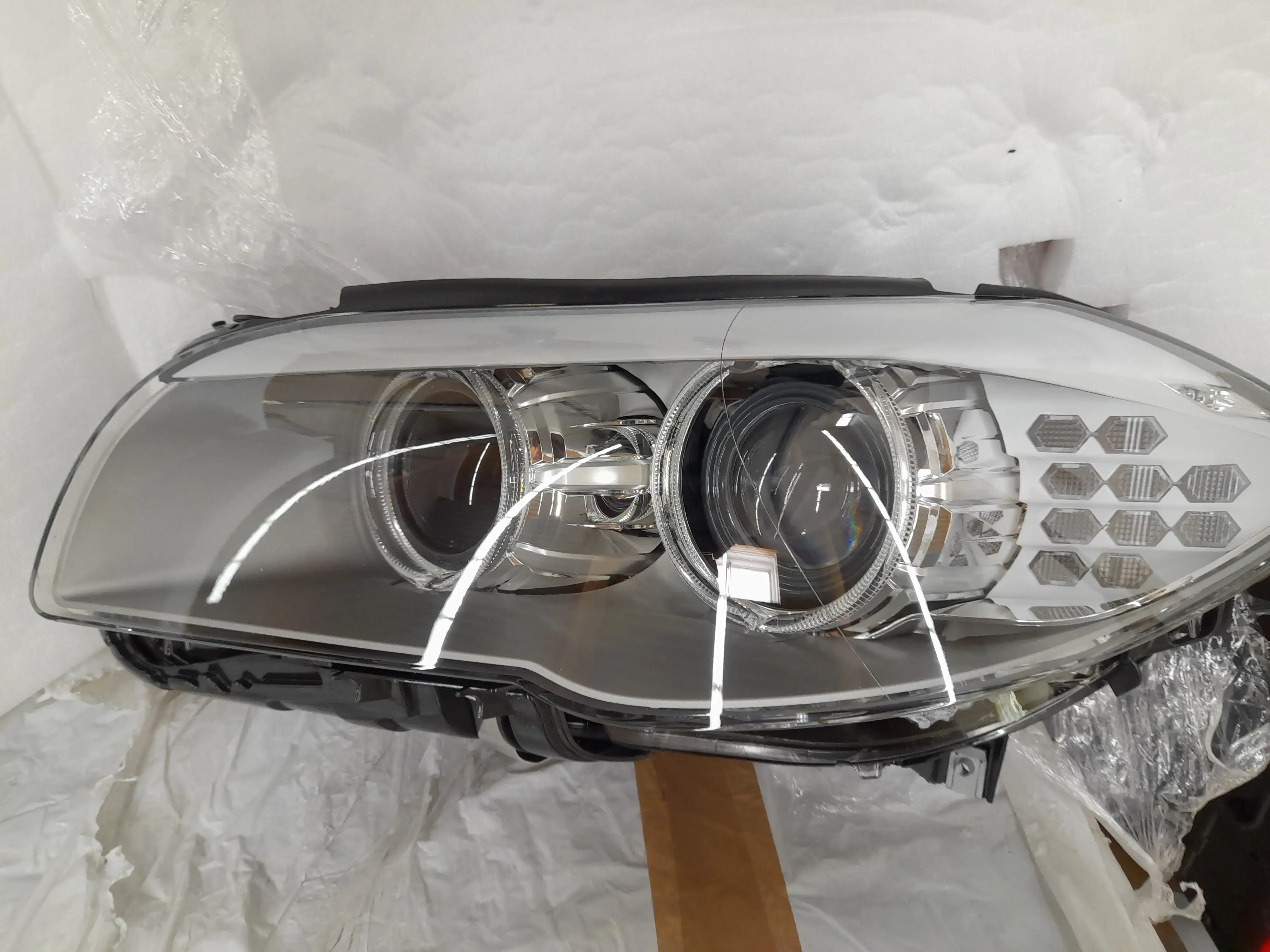 Headlight Assembly