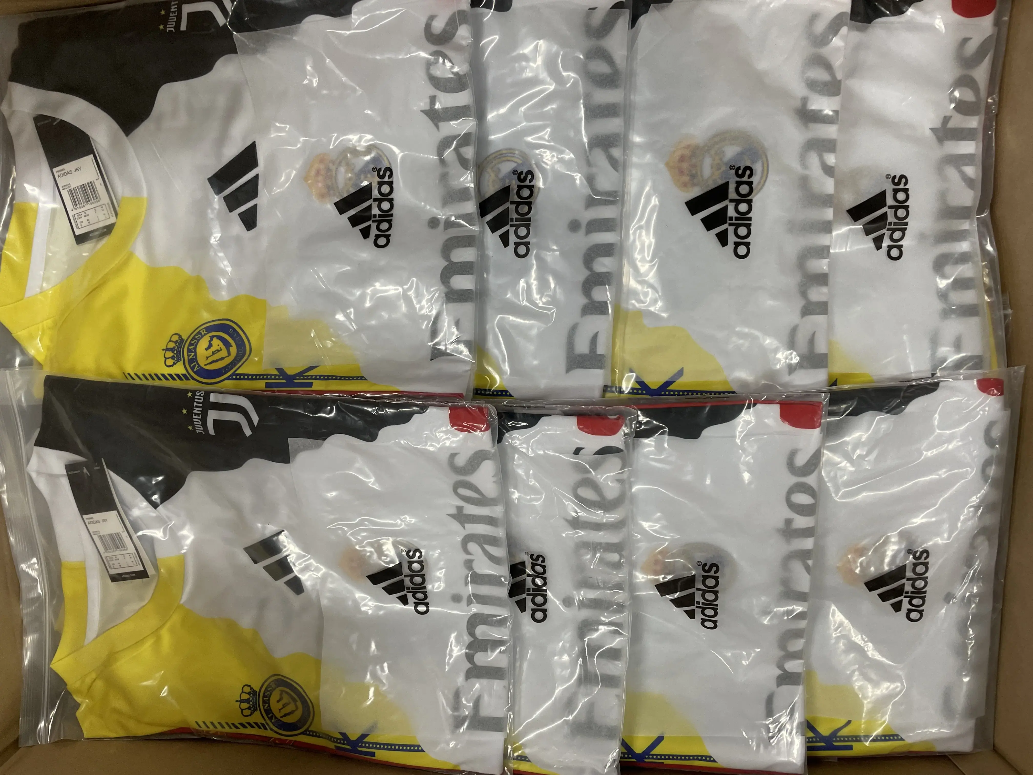 18x Adidas Shirts