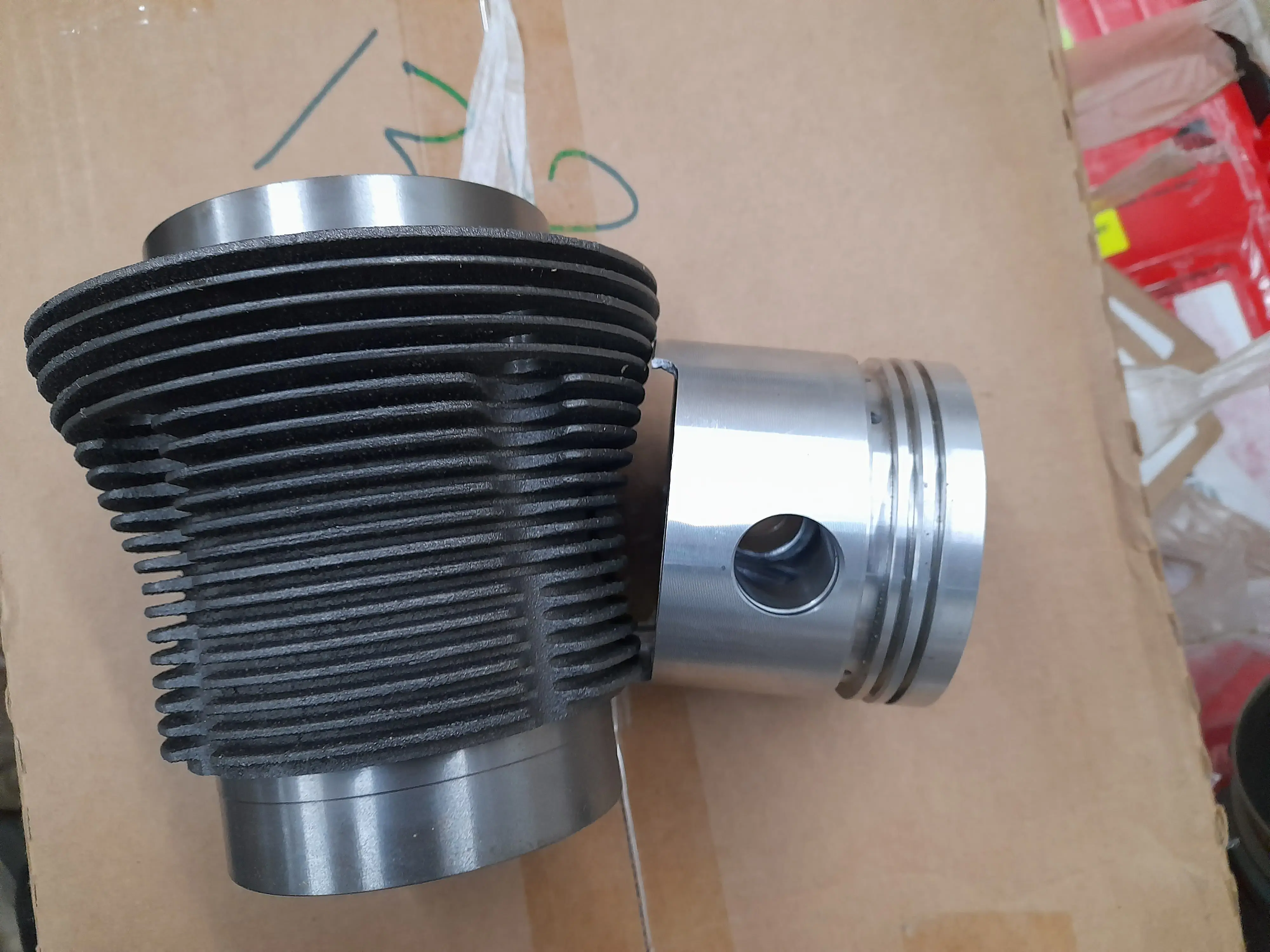 4x Kolben- und Zylindersatz