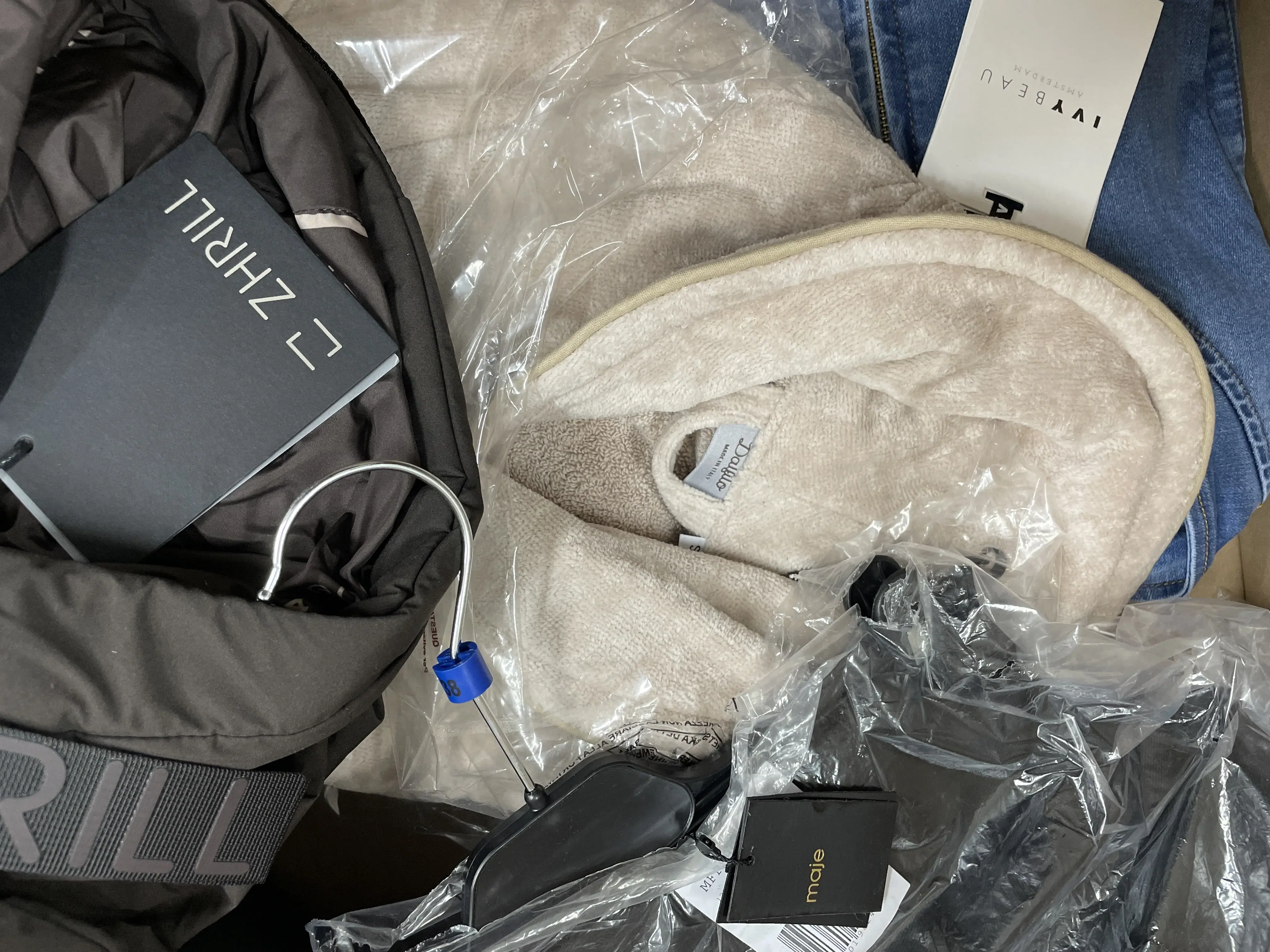 Zhrill Jacket, Ivy Beau Jeans, JDY Sweater, Maje Bag