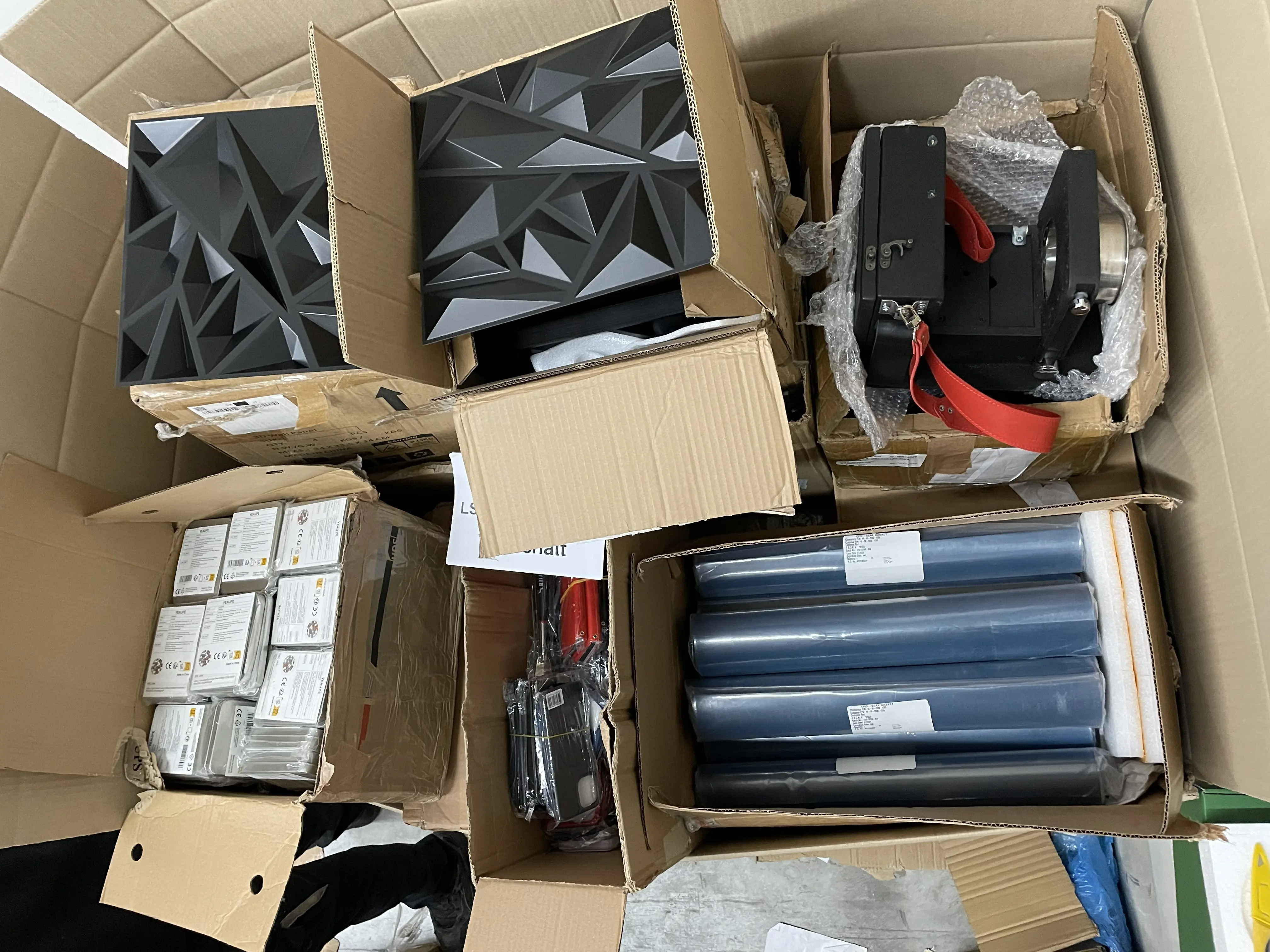 200x Wall Panels, Rolls, Electrical Devices, Card Cases and more