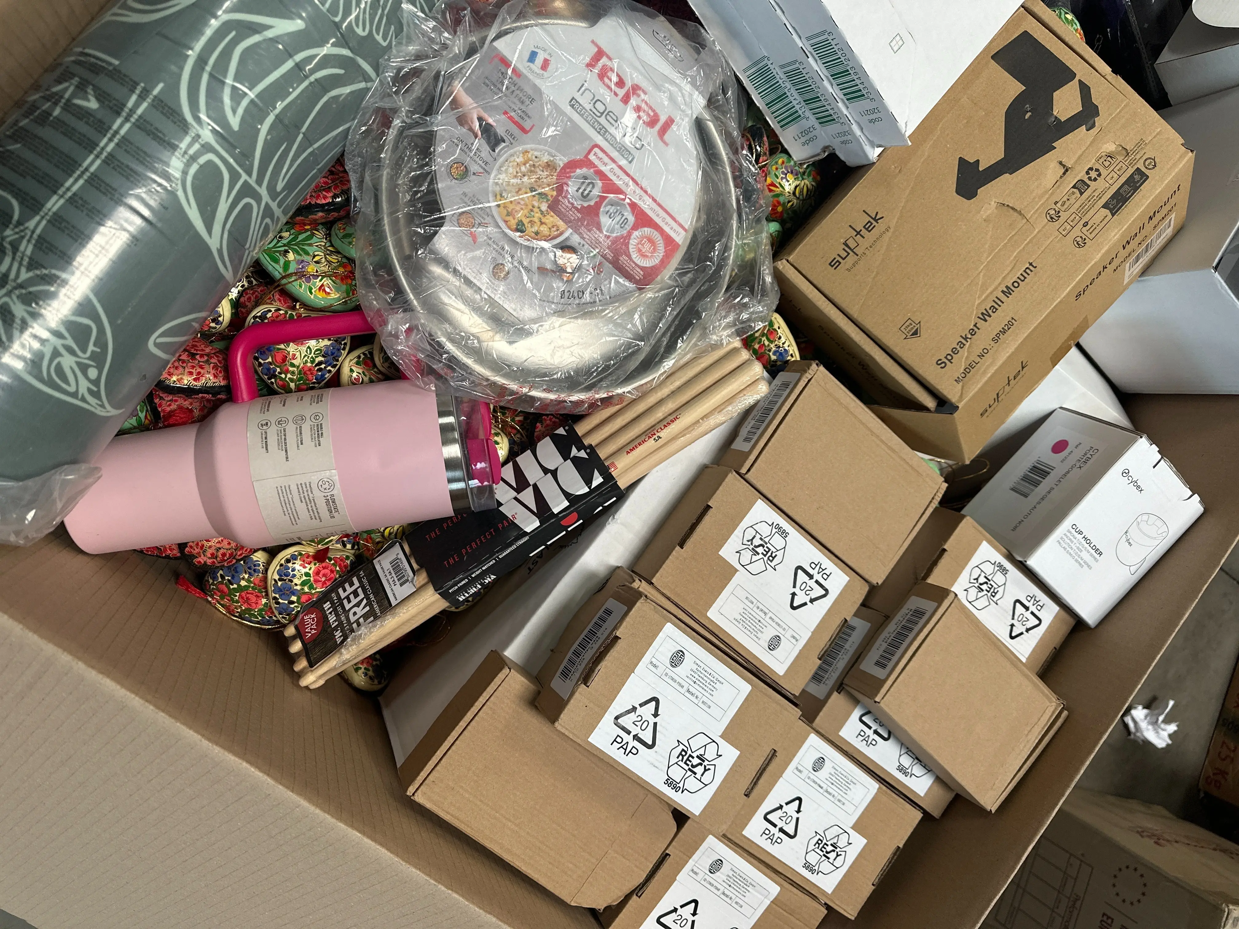 Tefal-Kochpfanne, Suftek-Lautsprecher-Wandhalterung, Magnetbänder und mehr