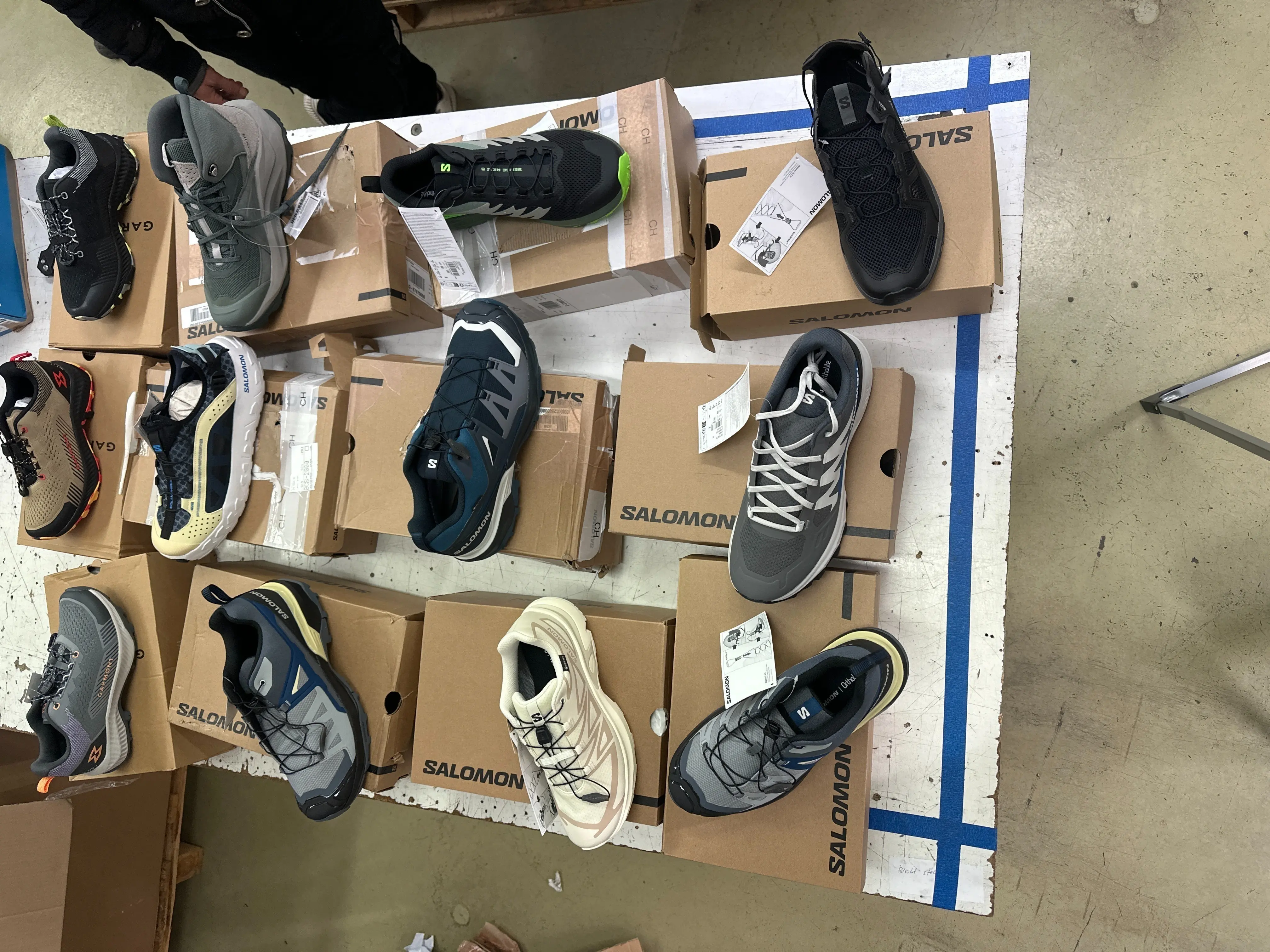 12x (Salomon, Garmont Schuhe und mehr)