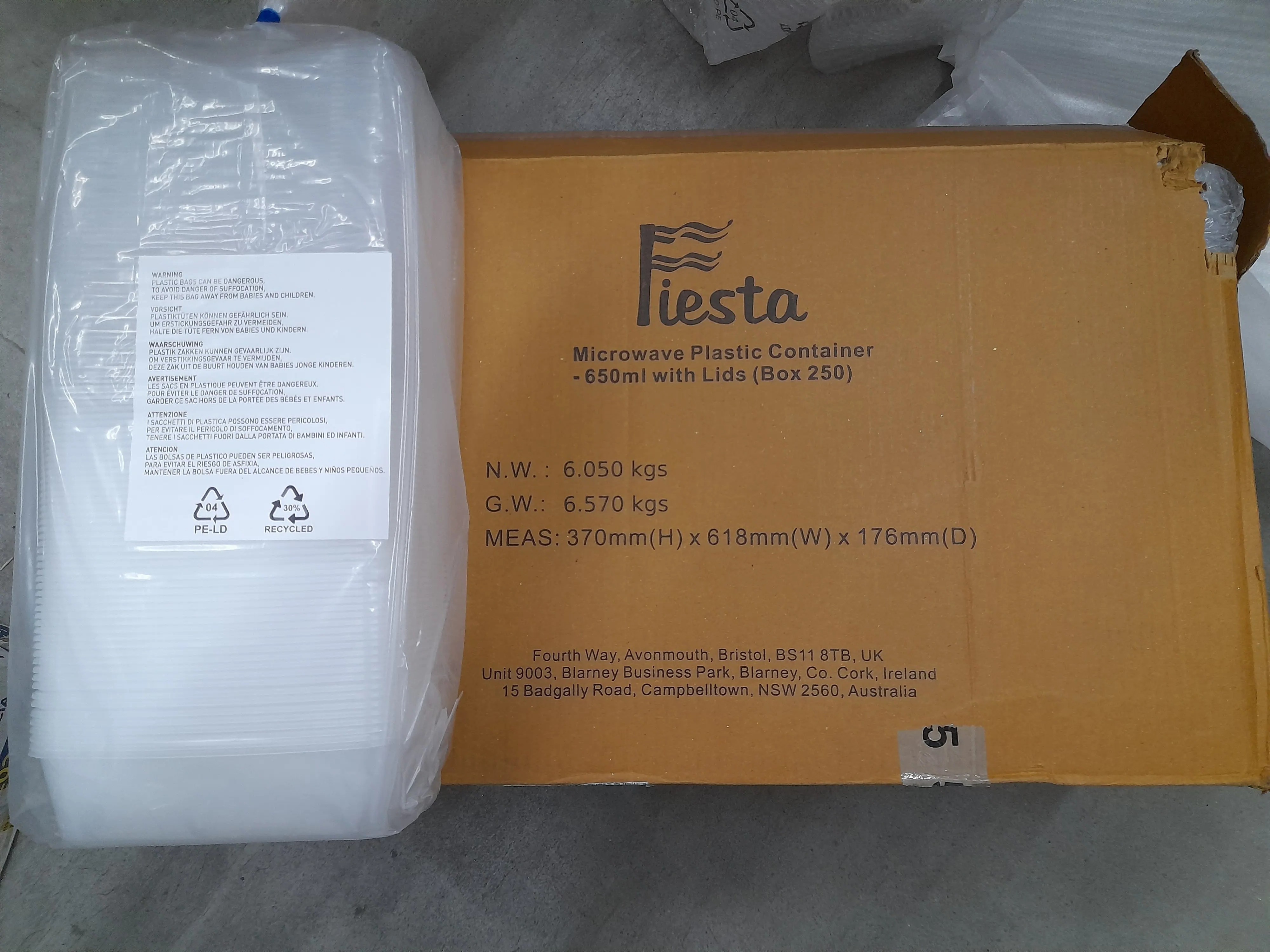 250x Fiesta-Plastikbehälter