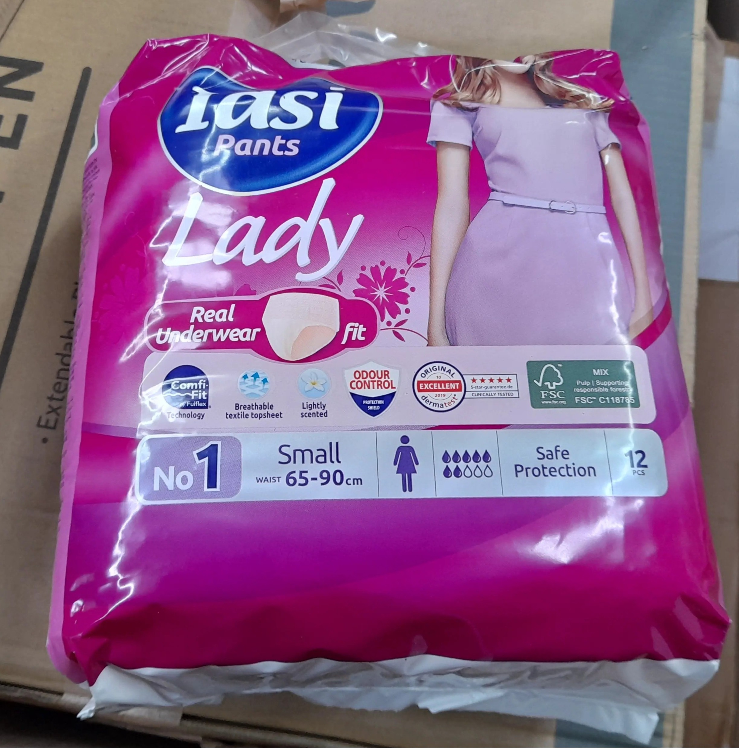 4x Unterwäschehosen