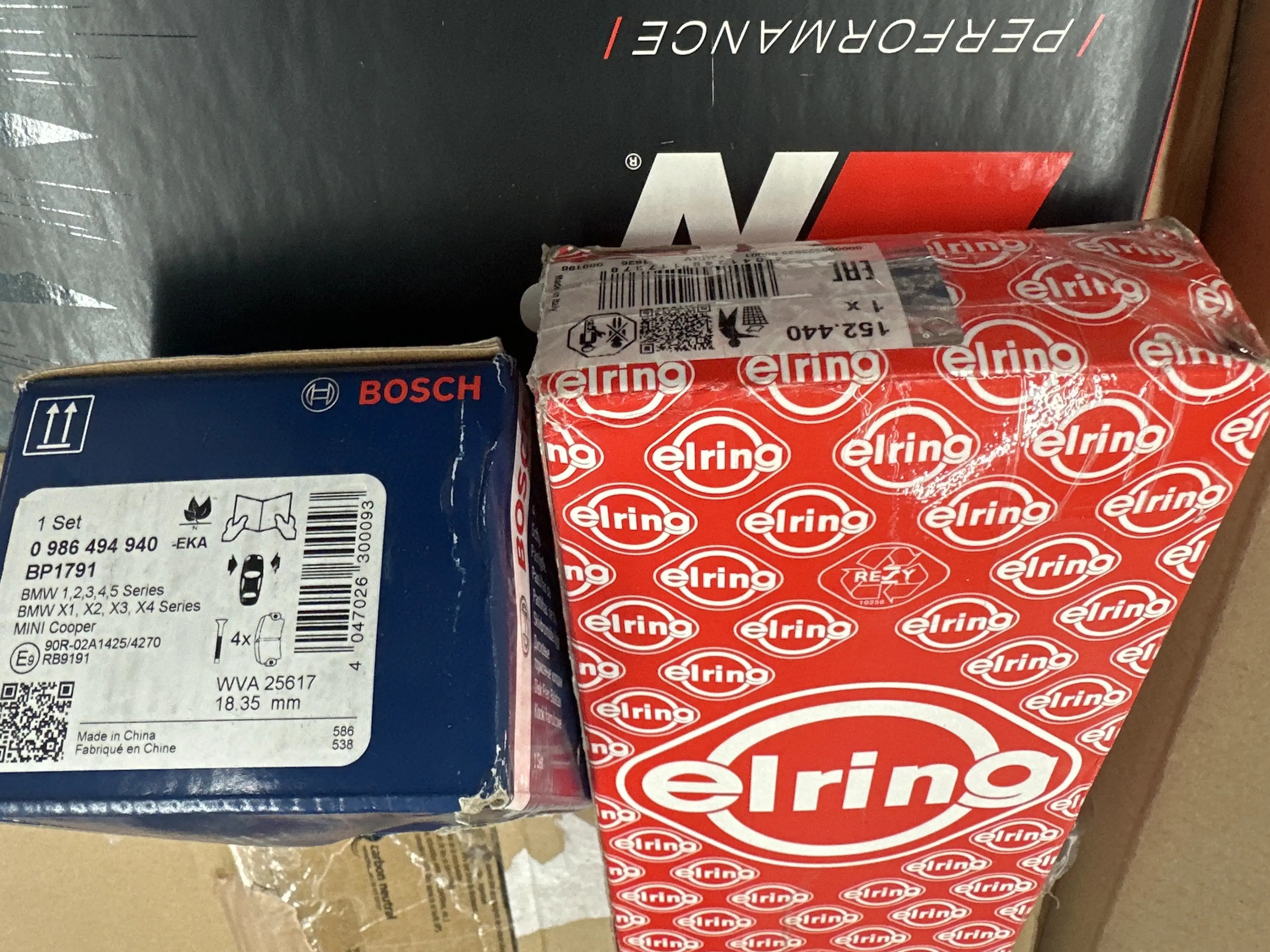 Elring-Dichtung, Bosch-Bremsbeläge