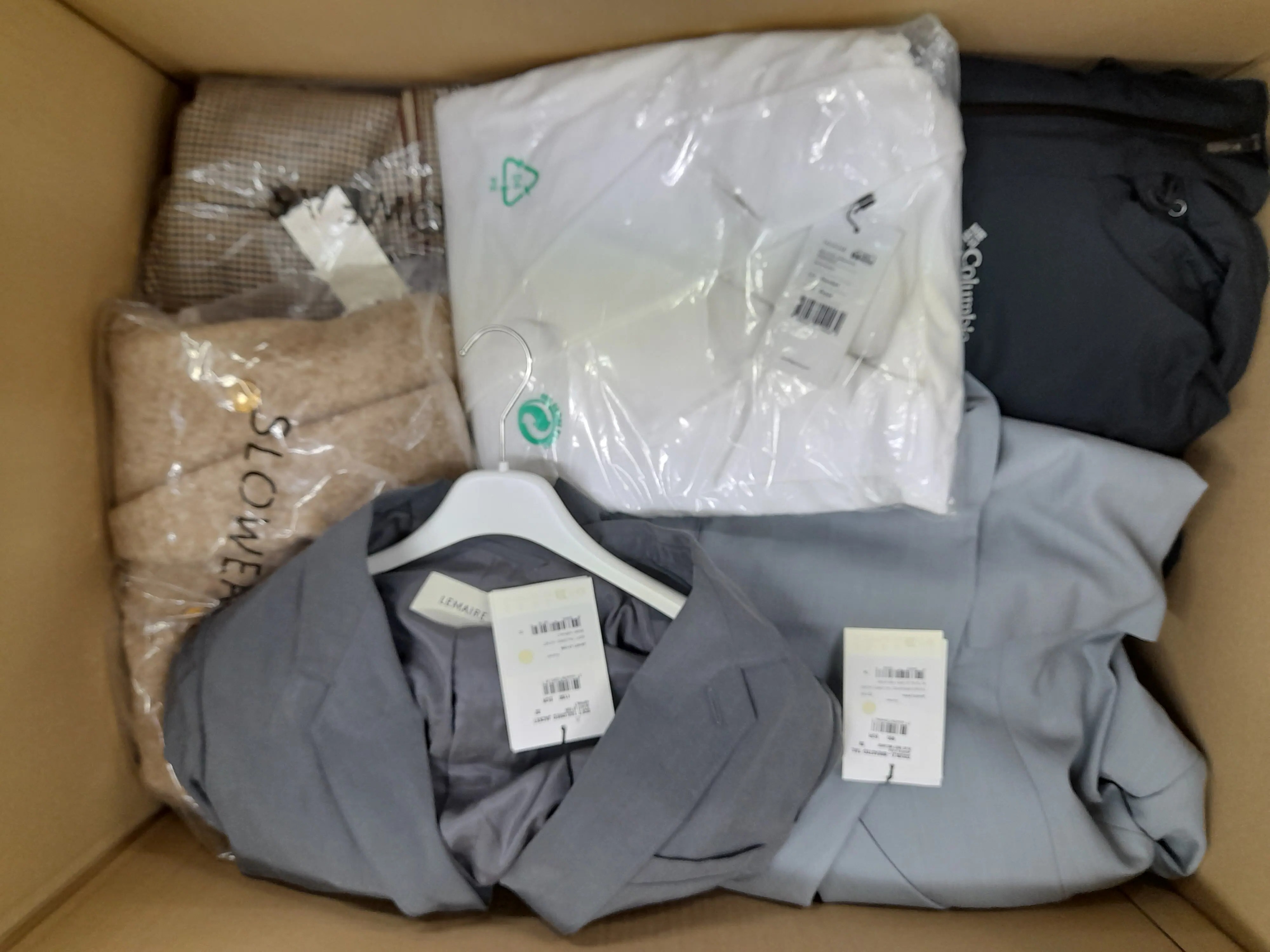 8x (Jacken und Bekleidung)