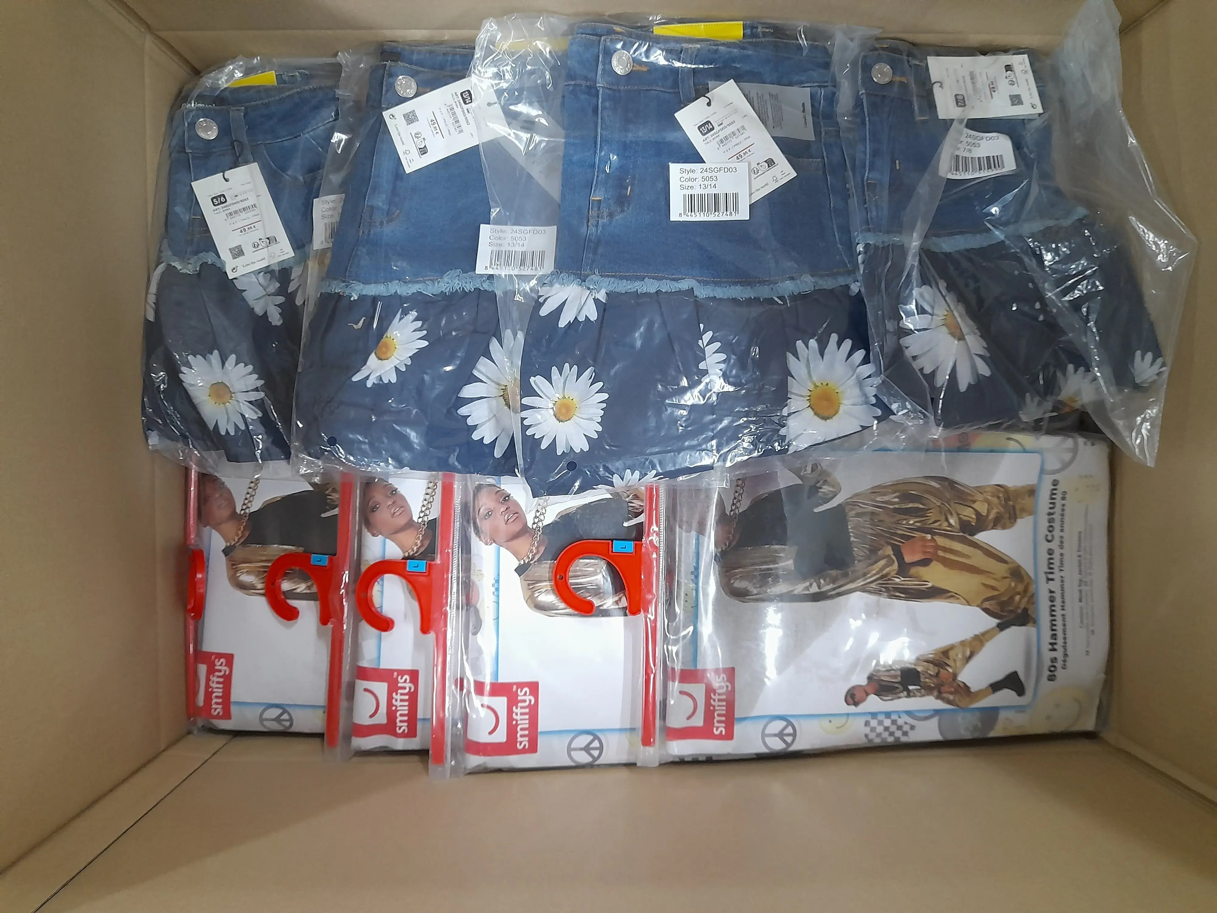 8x Smiffys-Kleidung und mehr