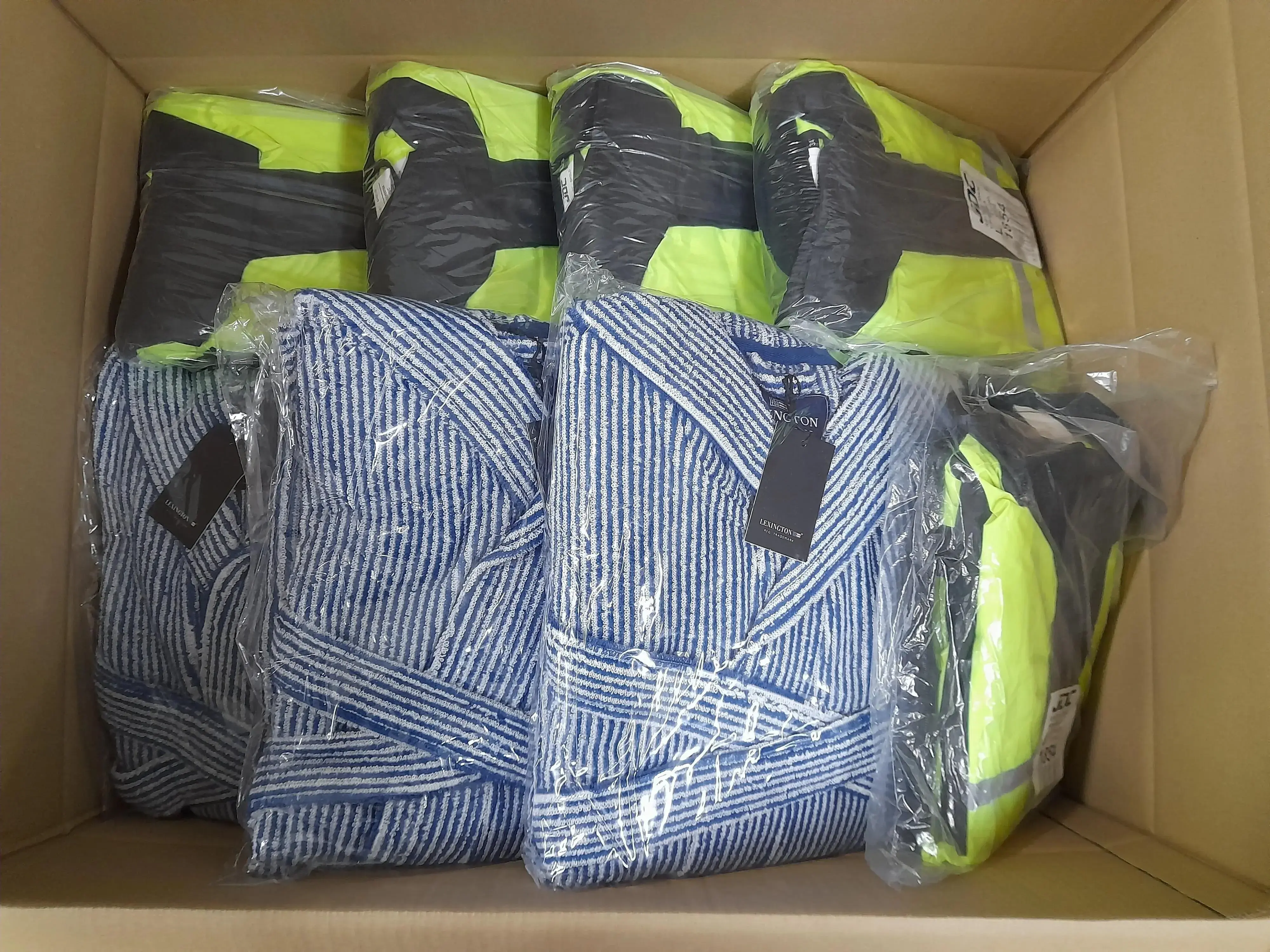 8x Bathrobes and more