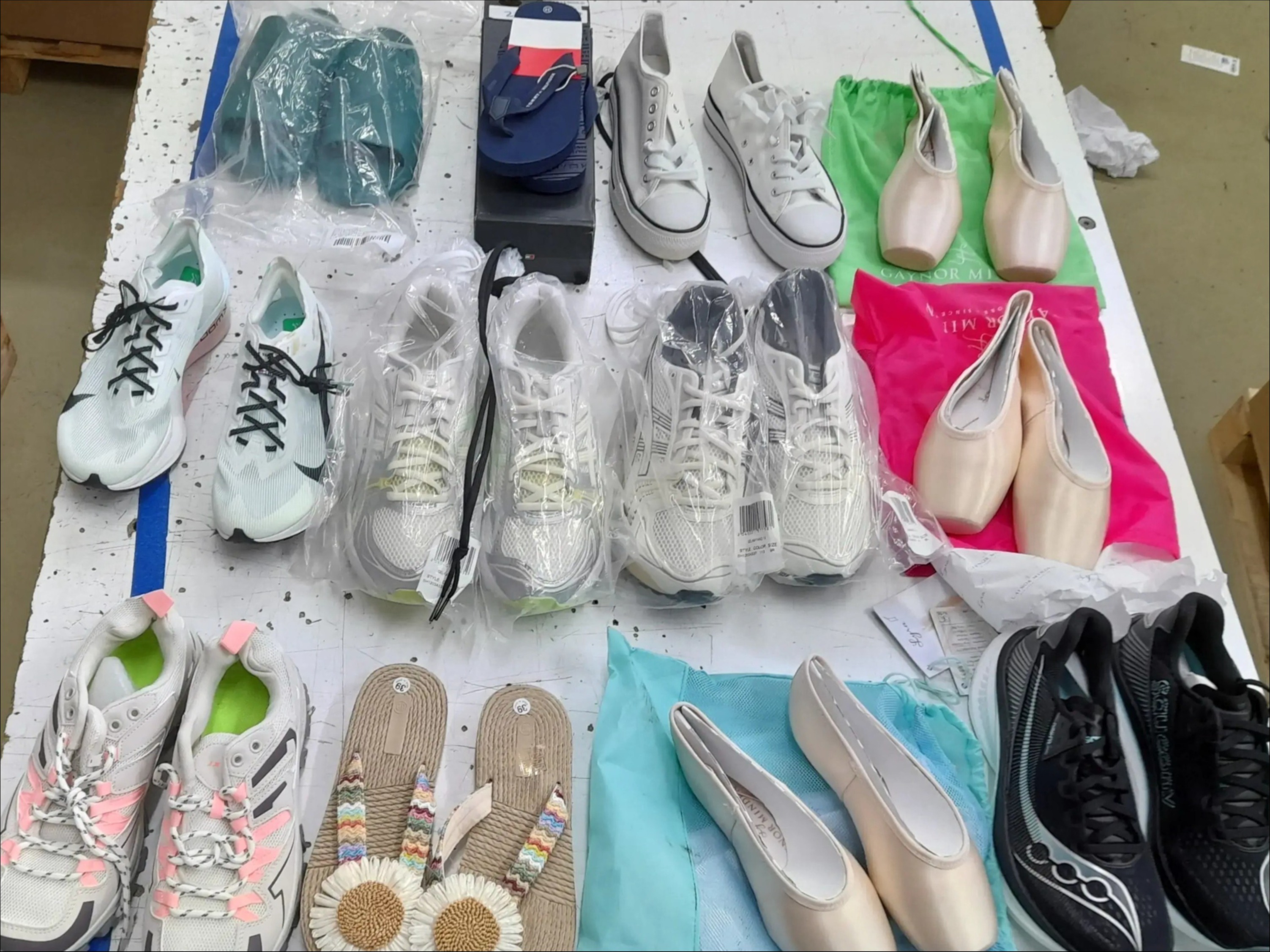 12x (Shoes, Sneakers, Sandals and more)