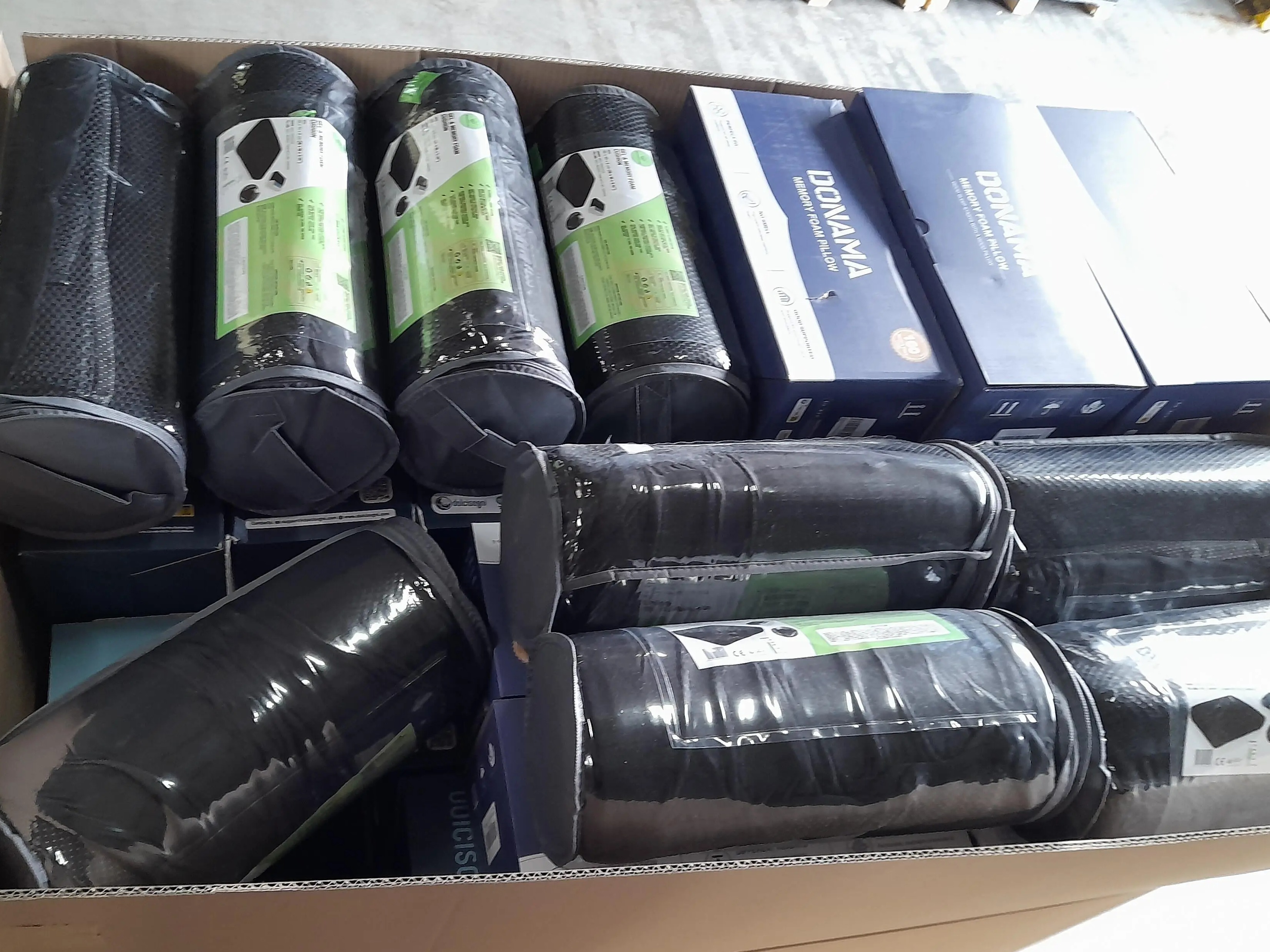 12x Donama Pillows and more