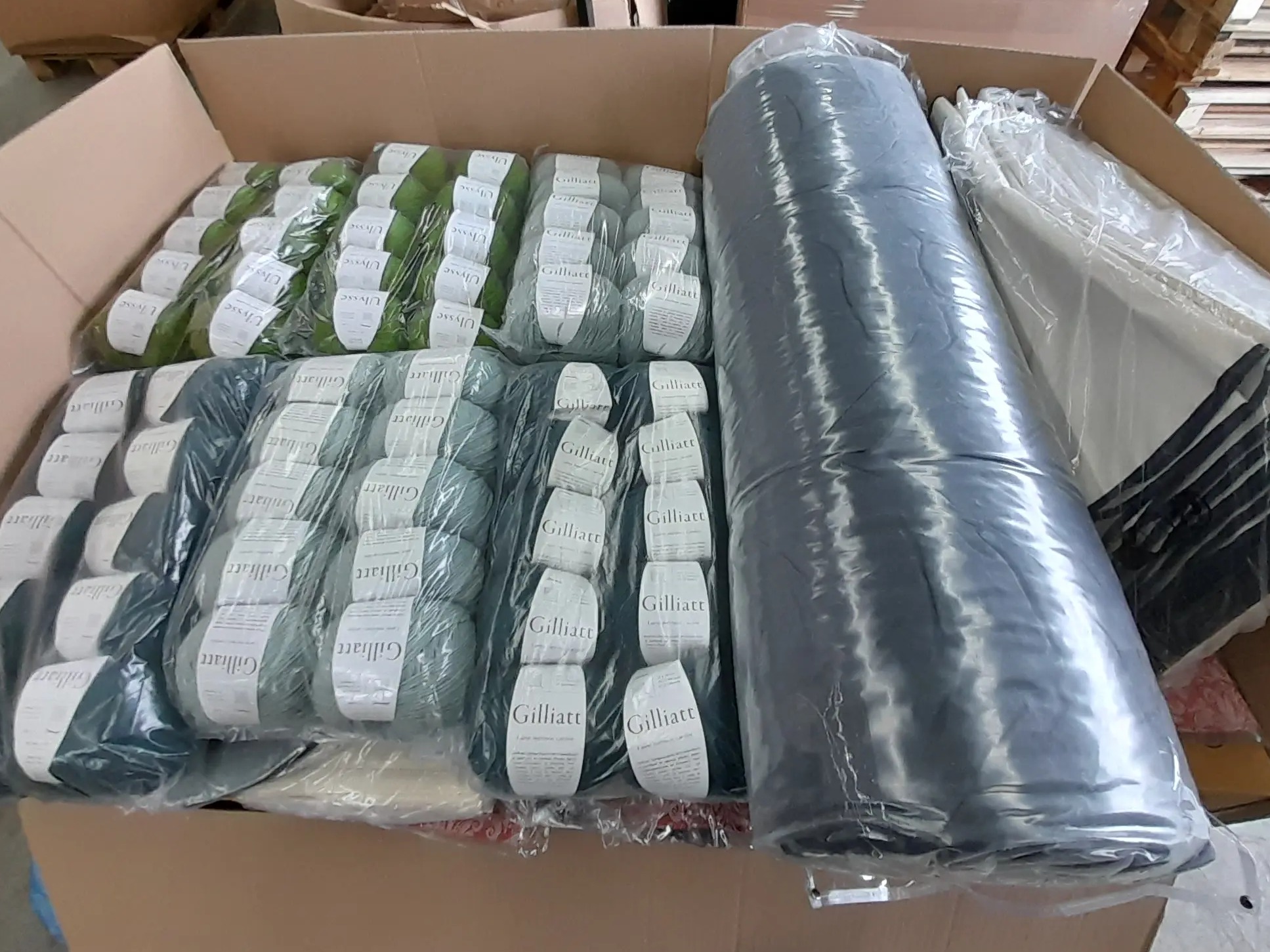 8x Bedding Accessories