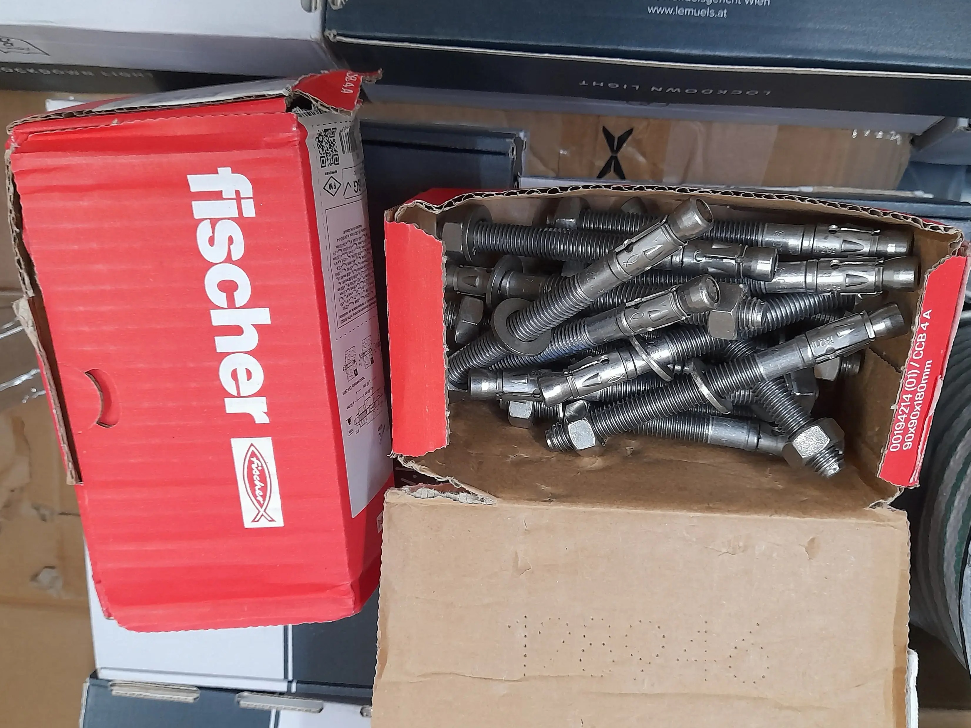 Fischer Bolts