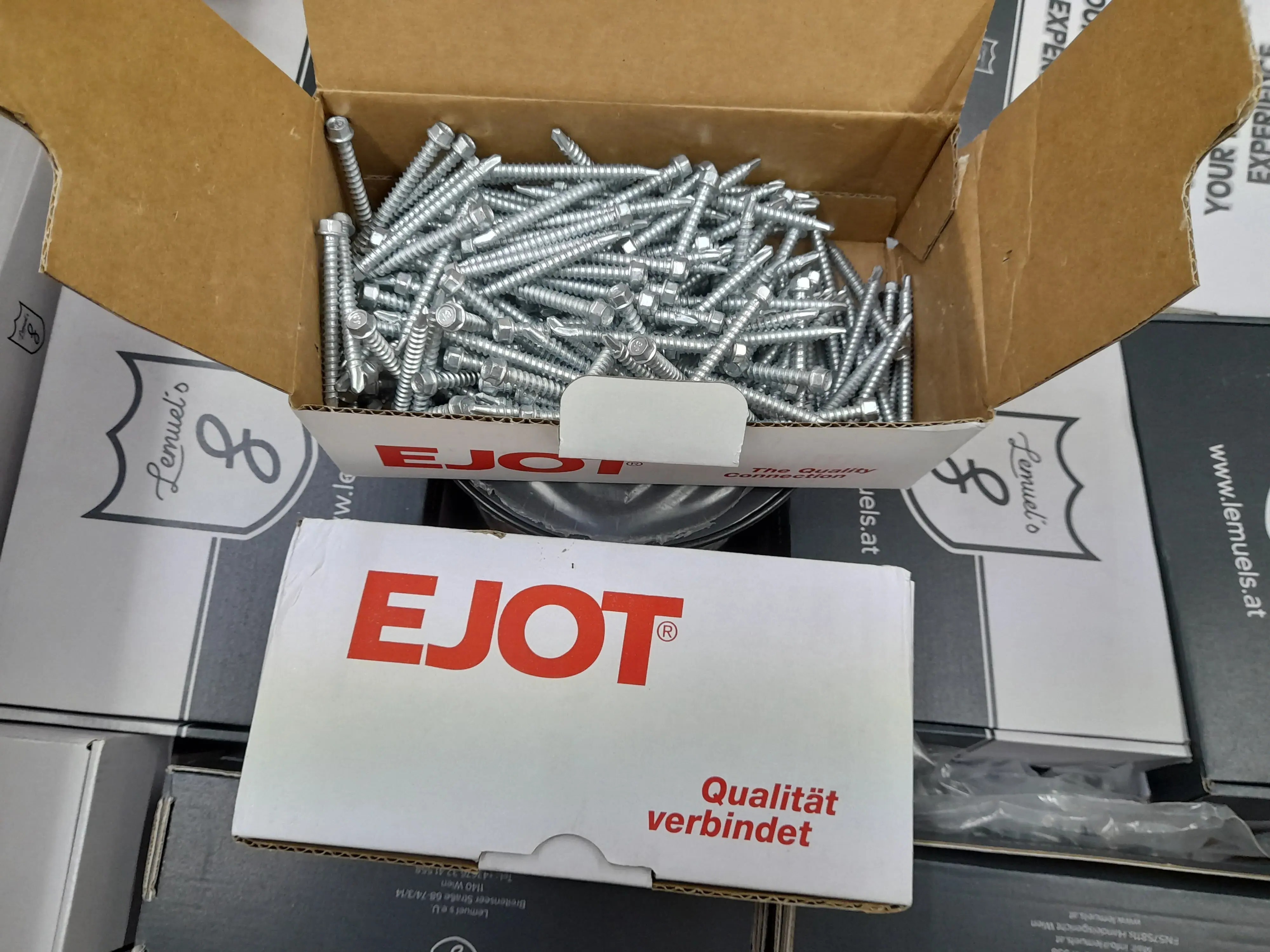 ELOT Screws