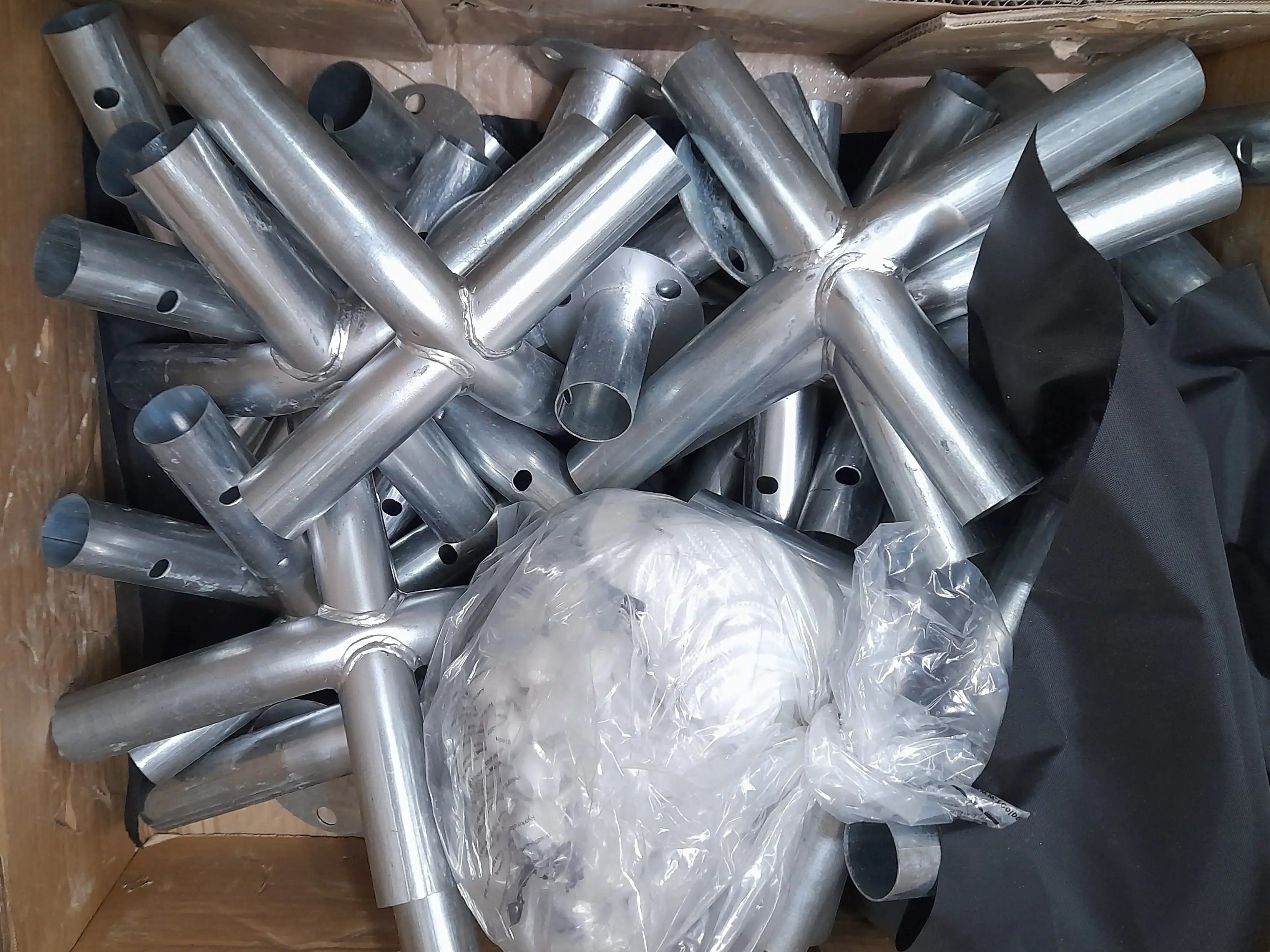 25x Metal Connectors