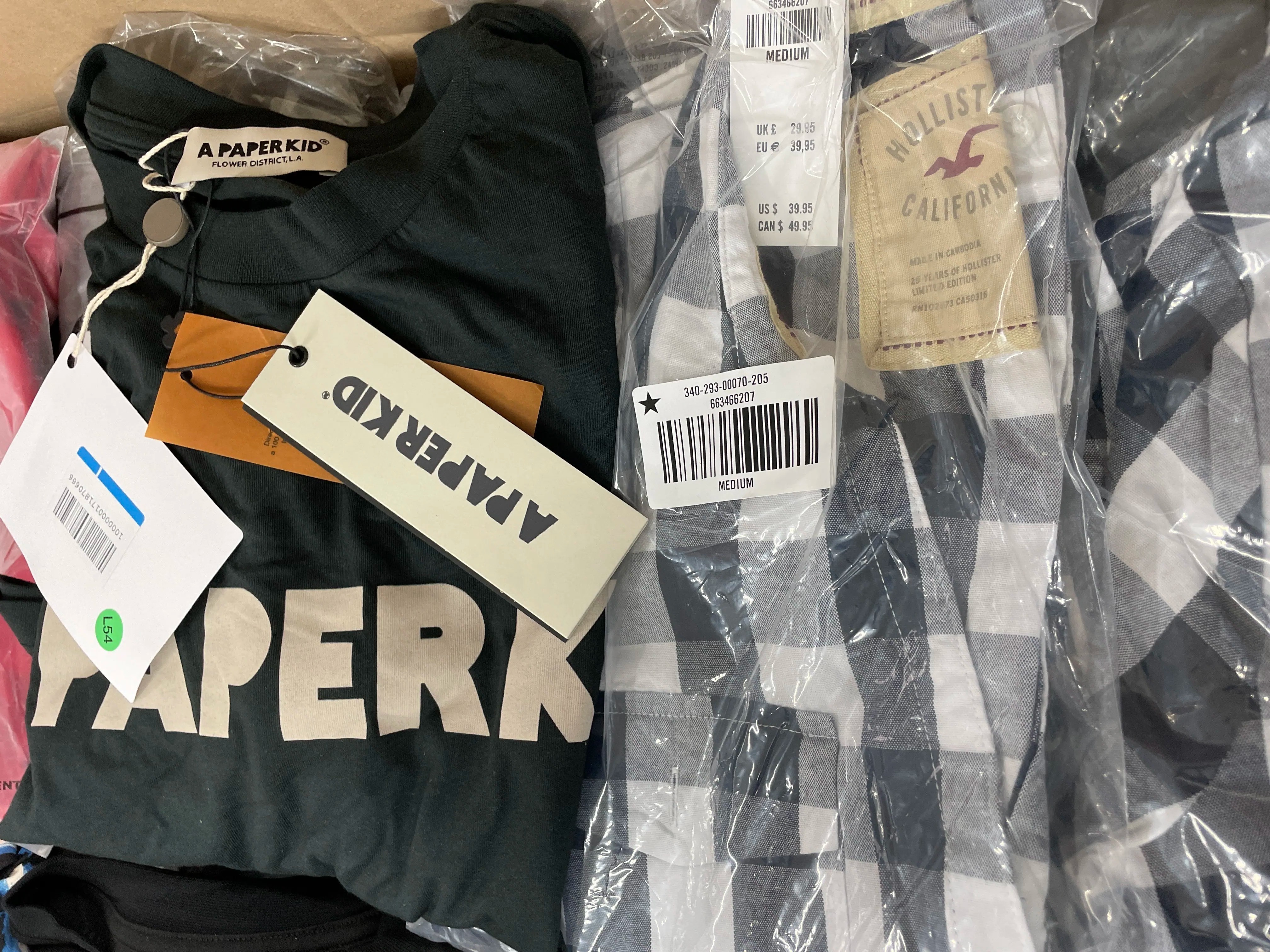 APAPERKID & Hollister Shirt