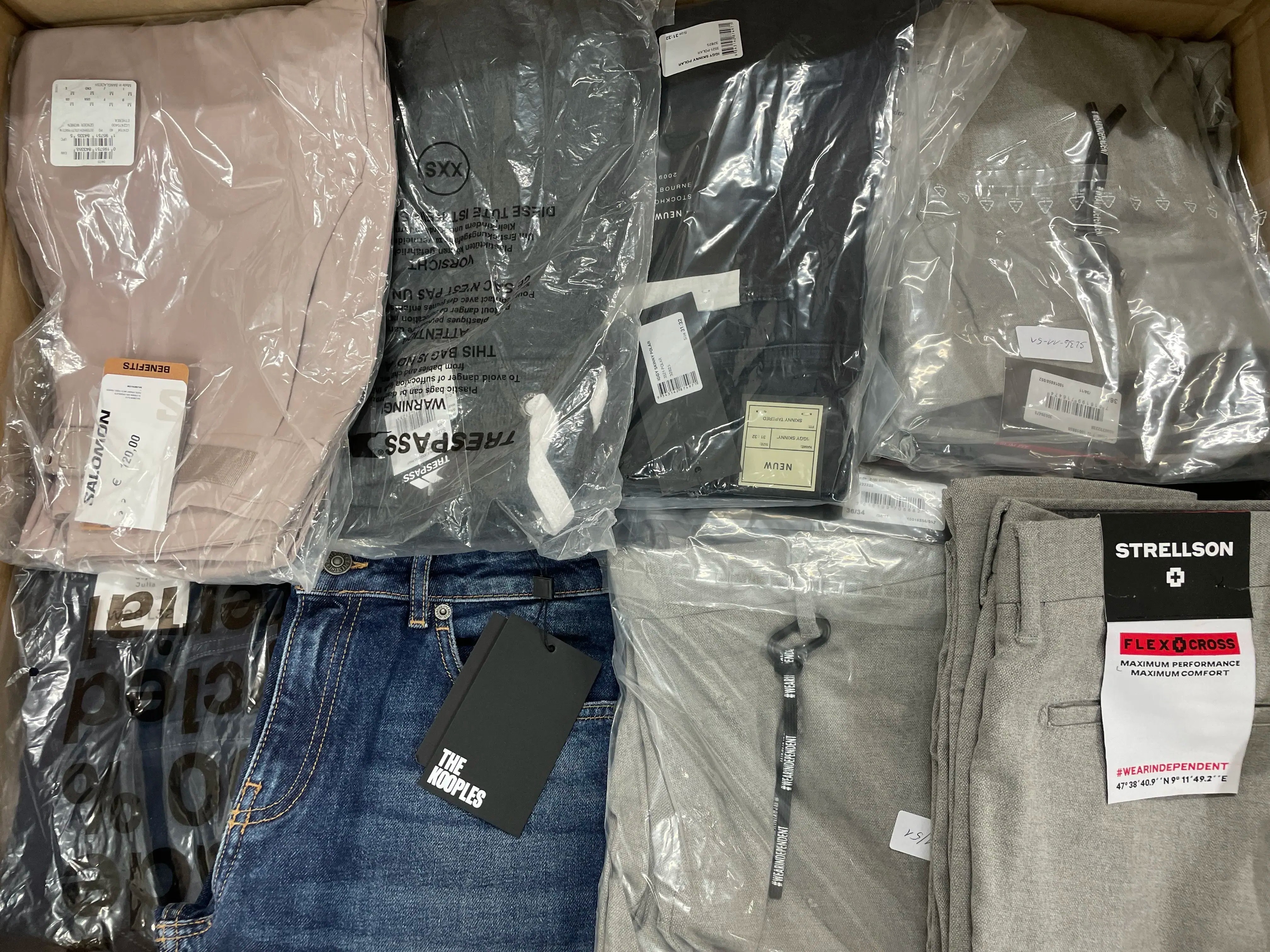 8x (Salomon, Trespass, The Kooples, Strellson Shirts, Pants and more)