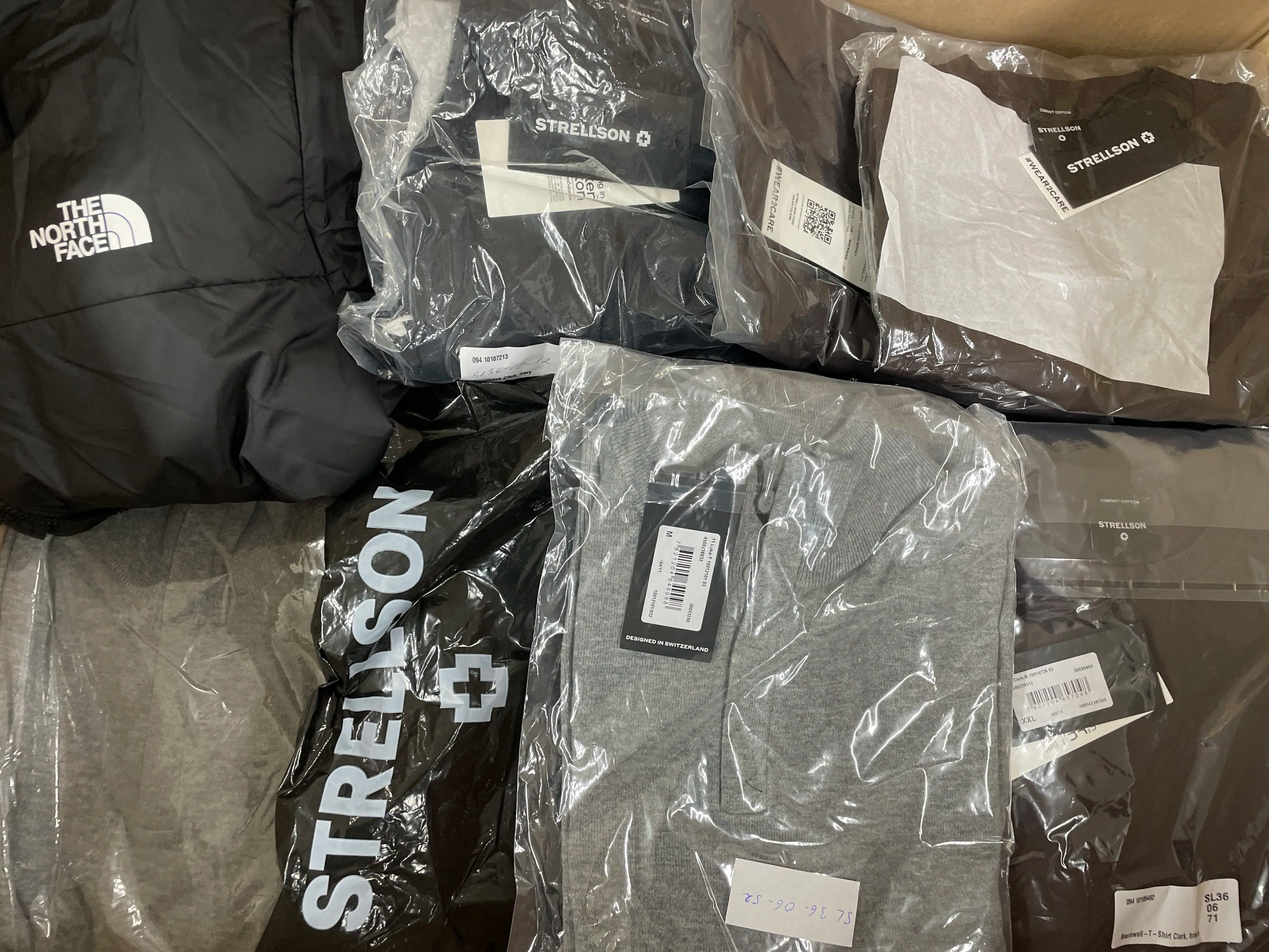 8x Shirts (Strellson & The North Face and more)