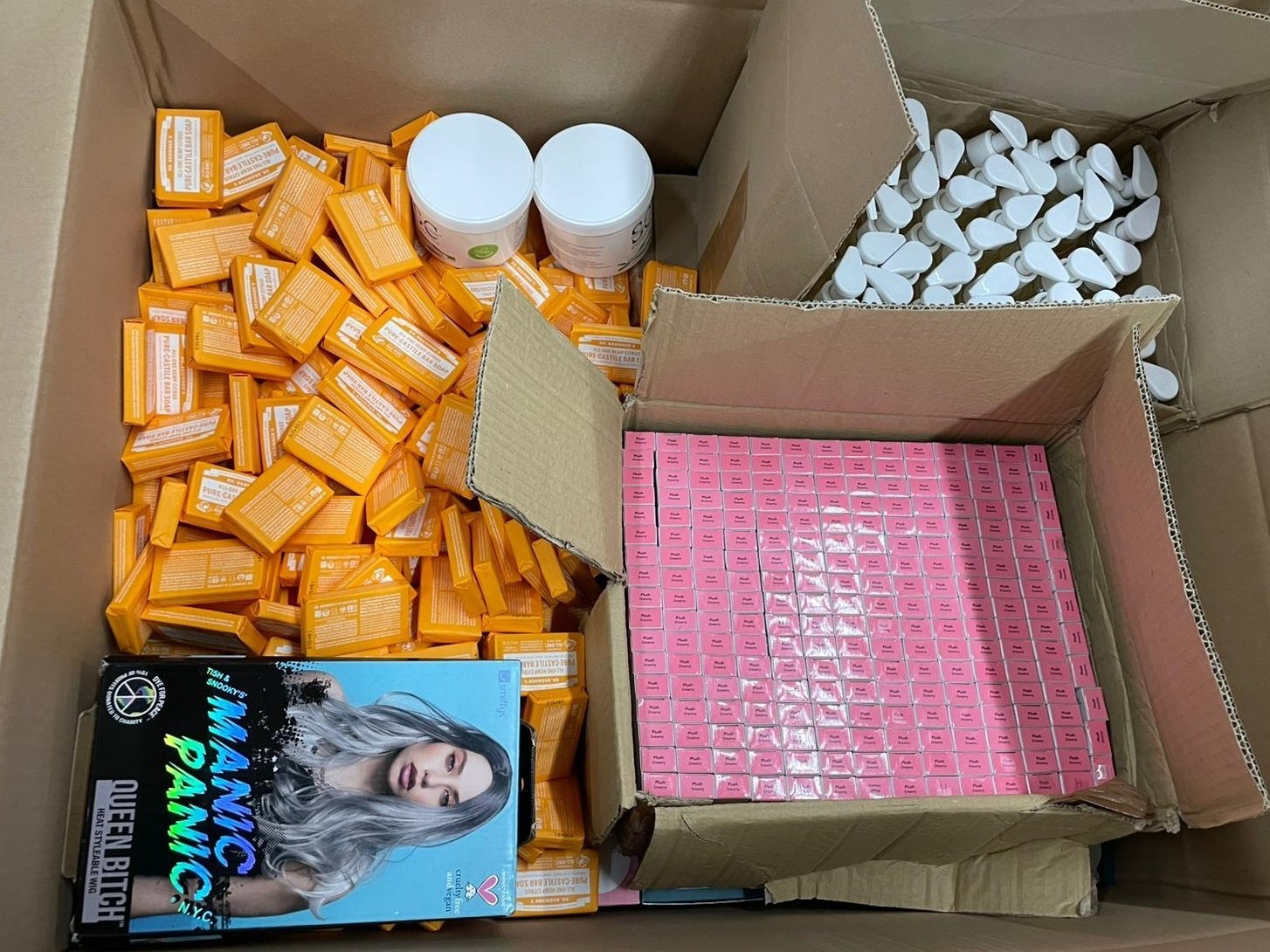 Manic Panic Haarfarbe, Seifen, Lippenstifte und mehr