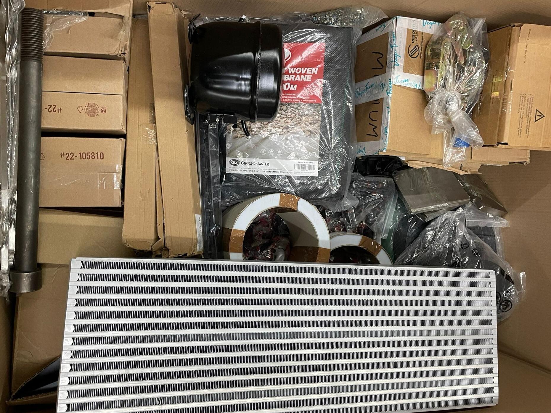 Ladeluftkühlerkern, Kompressor, Schläuche und mehr