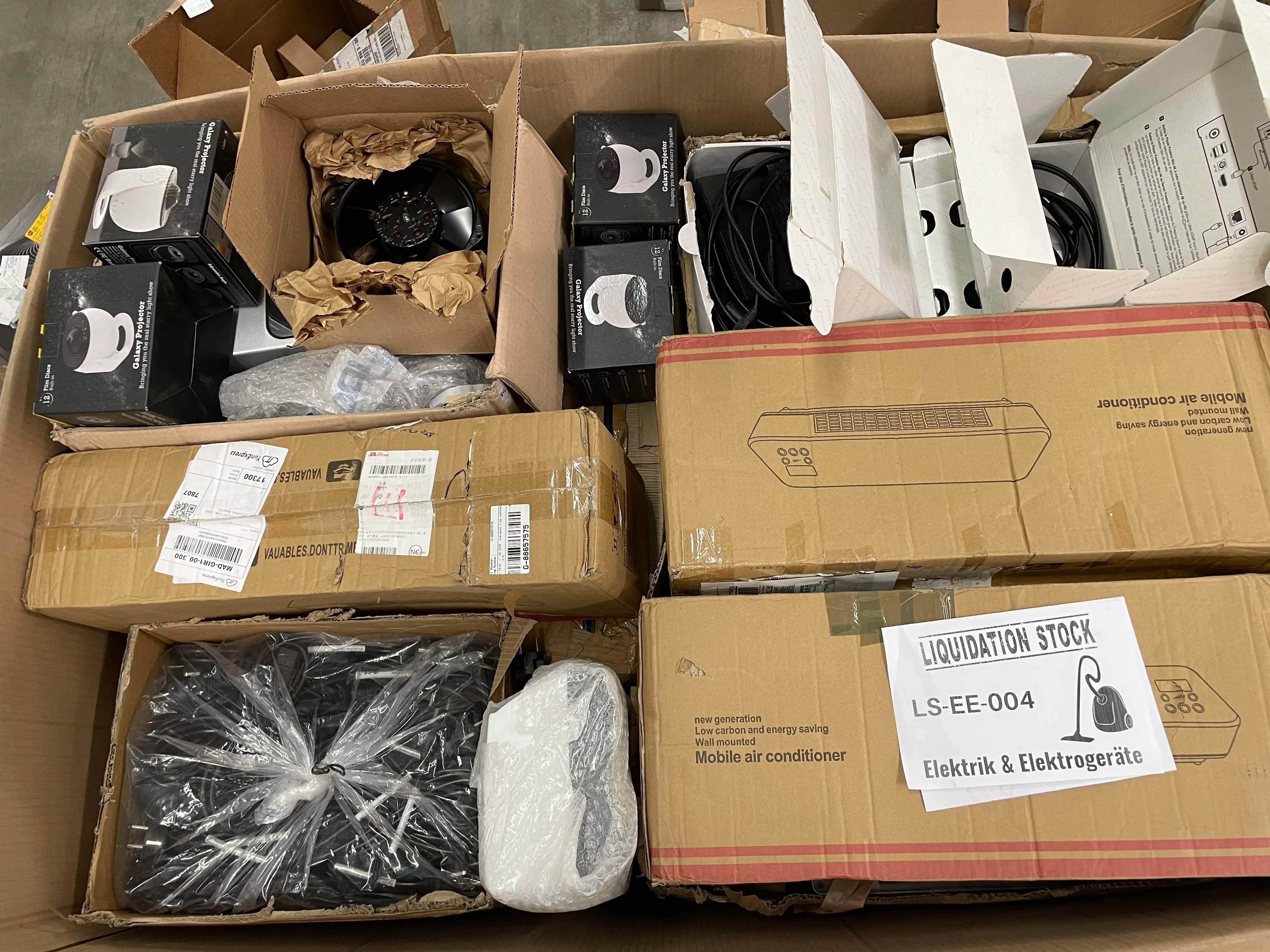 5 mobile Klimaanlagen, Galaxy-Projektoren, Verlängerungskabel und mehr