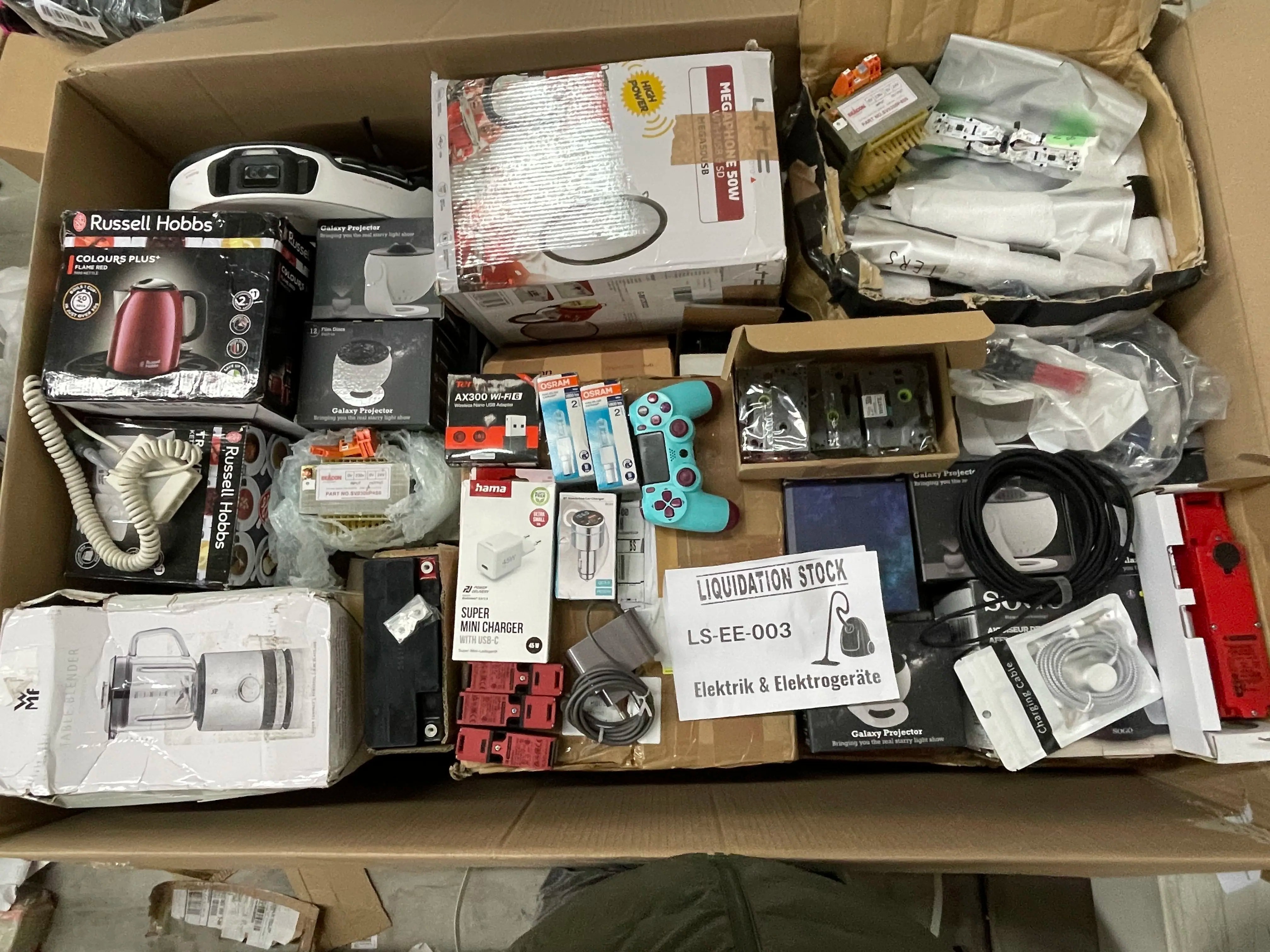 LTC Megafon, Russell Hobbs Reisewasserkocher, WMF Tischmixer, Spielecontroller, Verlängerungskabel, Ladegeräte, Kabel, Glühbirnen, Schalter und mehr