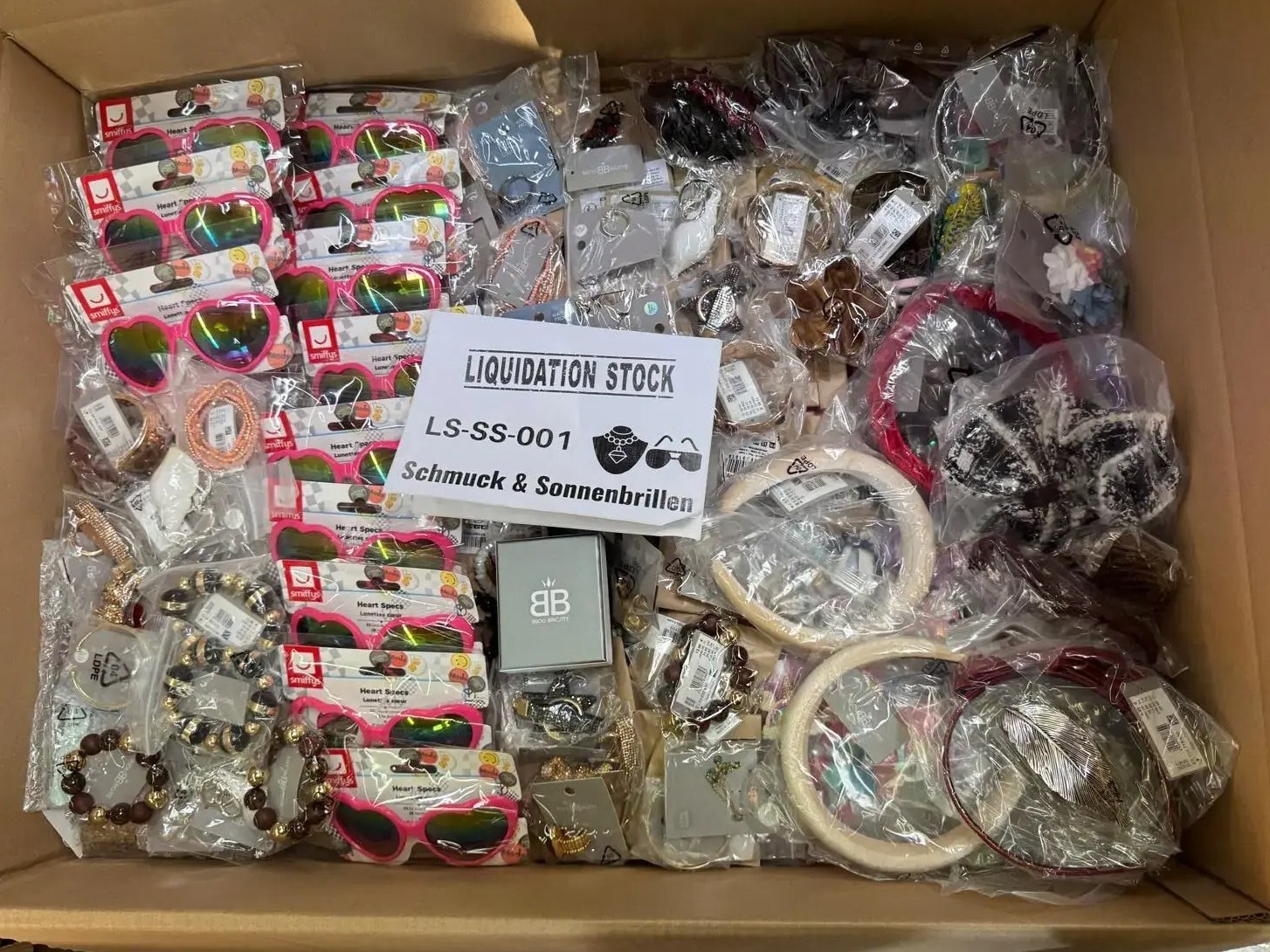 Sunglasses, Headbands, Bracelets, Necklaces, Hair Clips and more