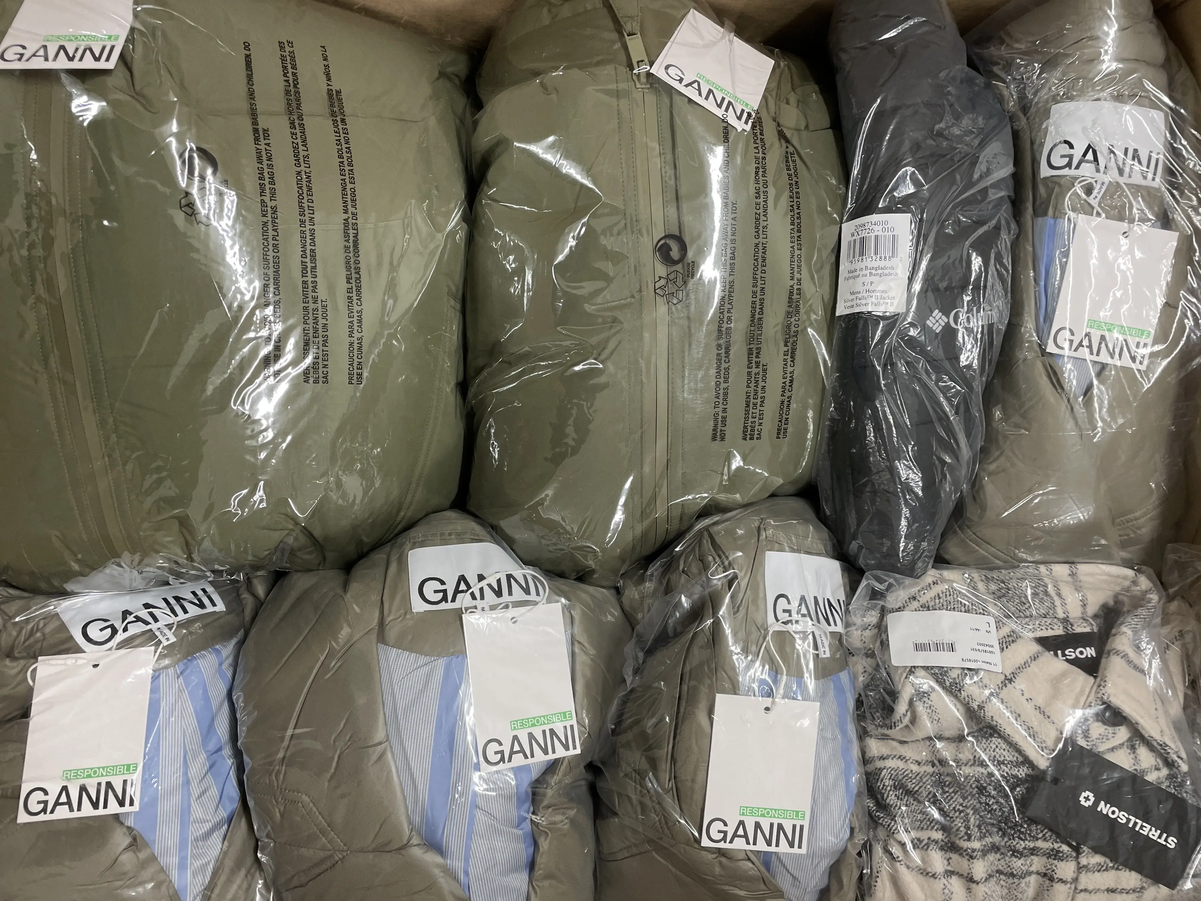 8x (Ganni & Strellson Jackets)