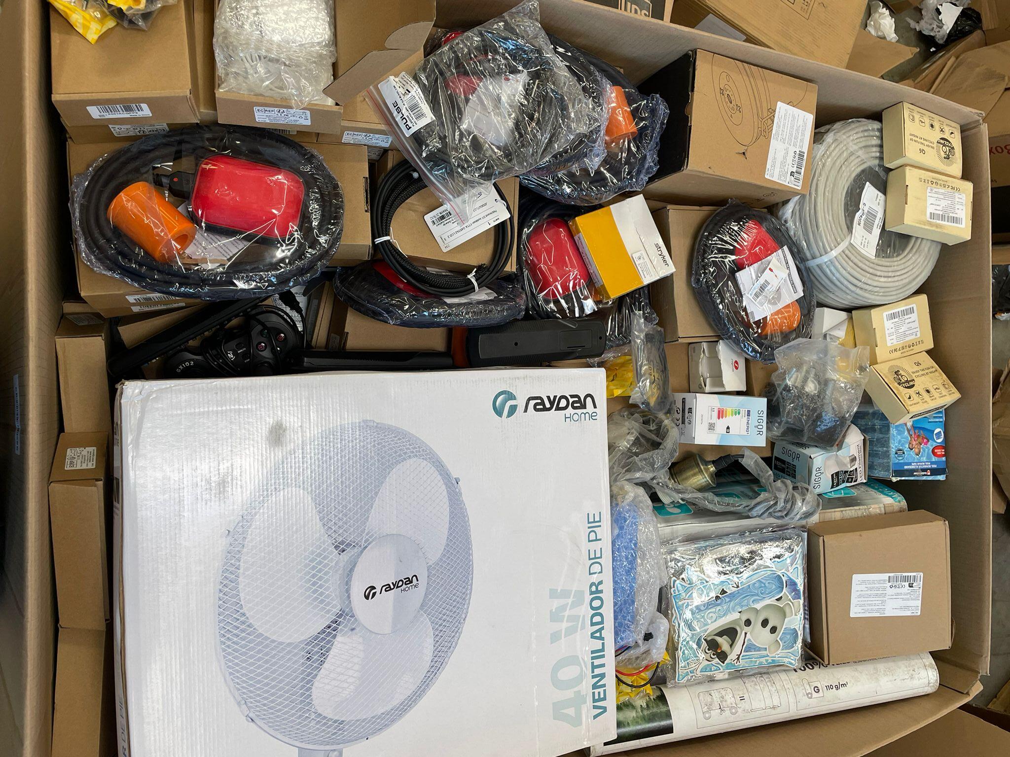 Raydan Ventilator, Kabel, Glühbirnen, Steckdosen und mehr