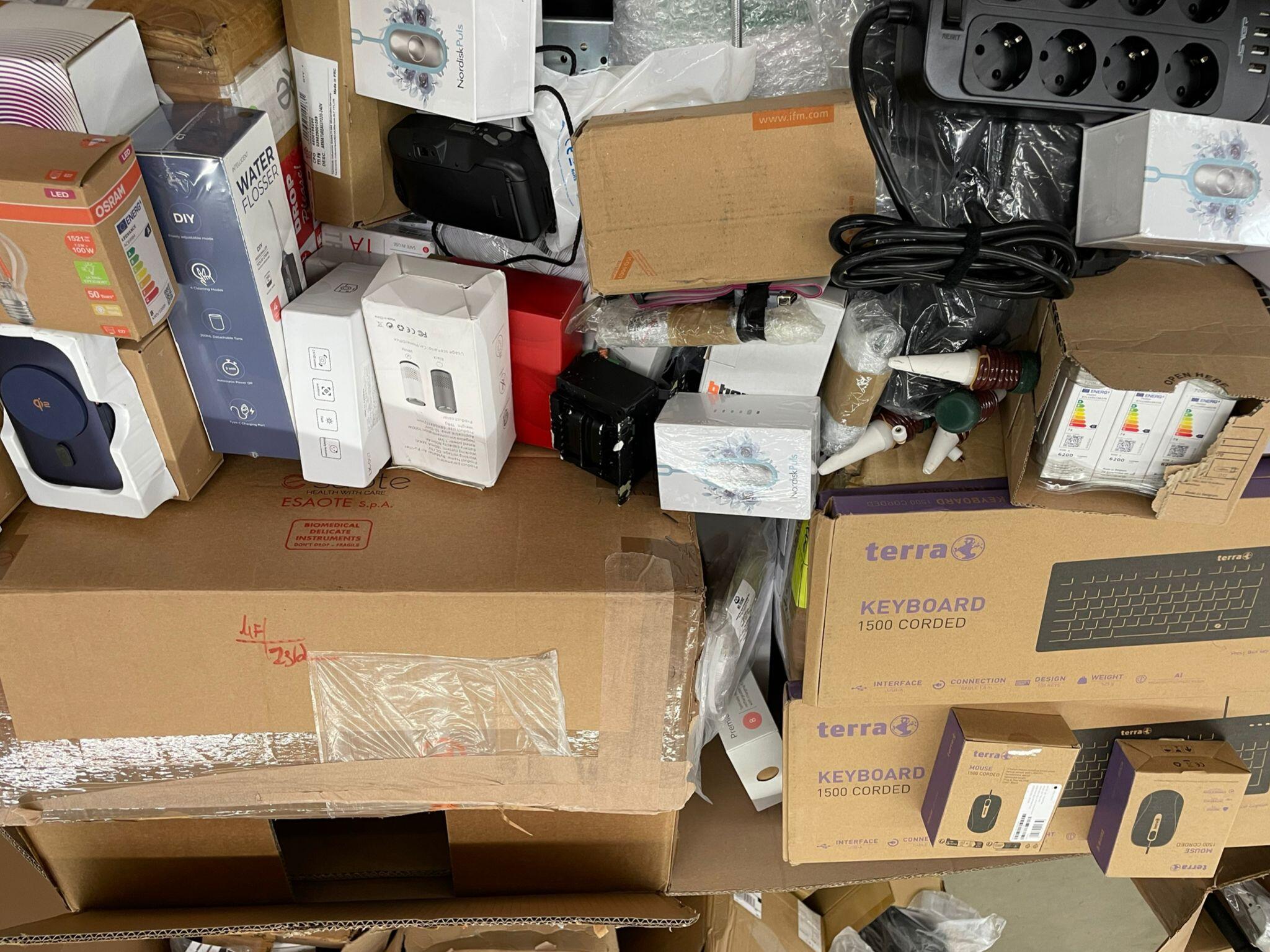 Terra Tastaturen, Terra Maus, Osram Glühbirnen, Munddusche, Steckdosenleiste, Ladegeräte und mehr